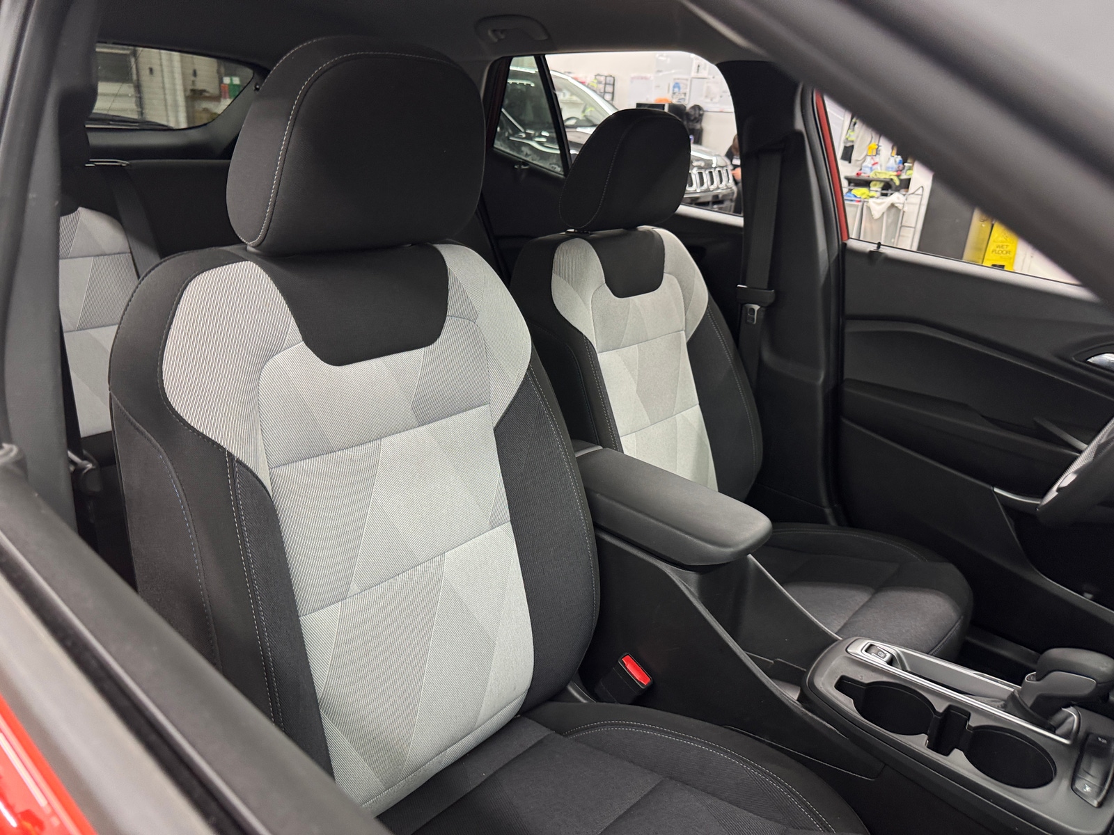 Thumbnail: 2024 Chevrolet Trax - 2