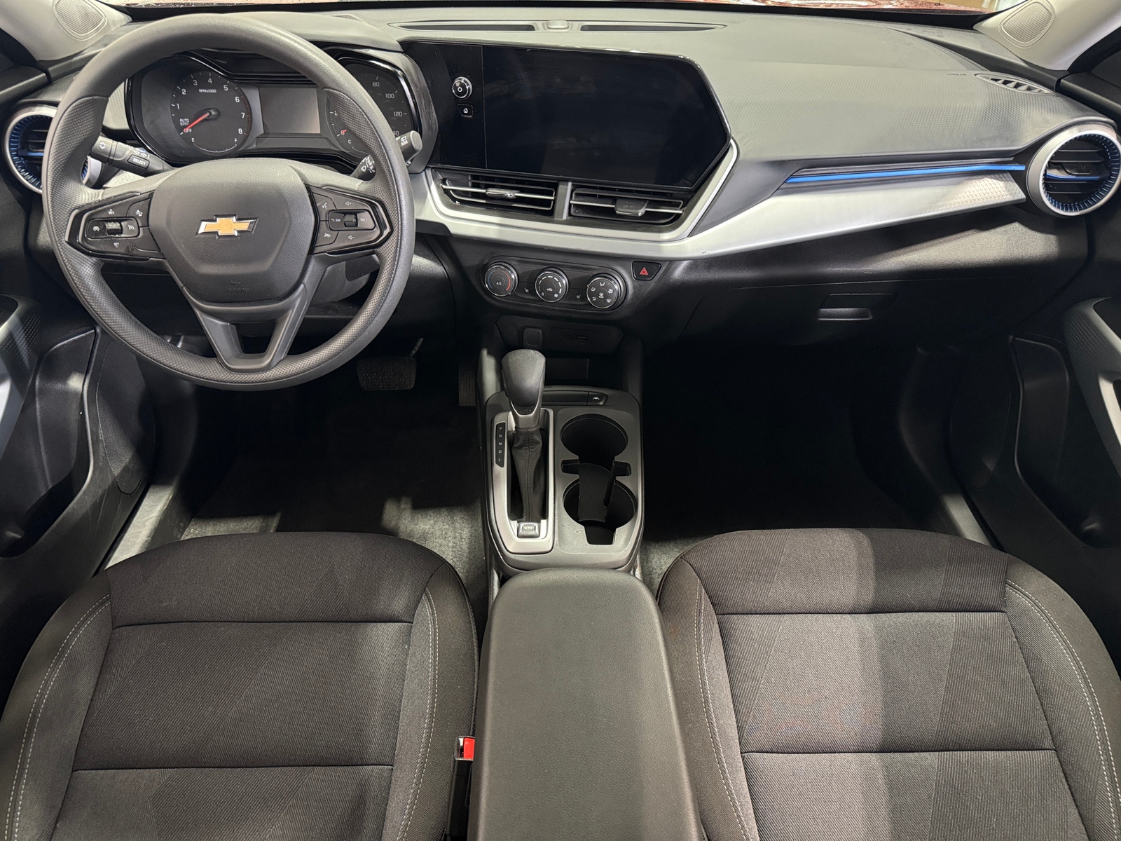 Thumbnail: 2024 Chevrolet Trax - 3