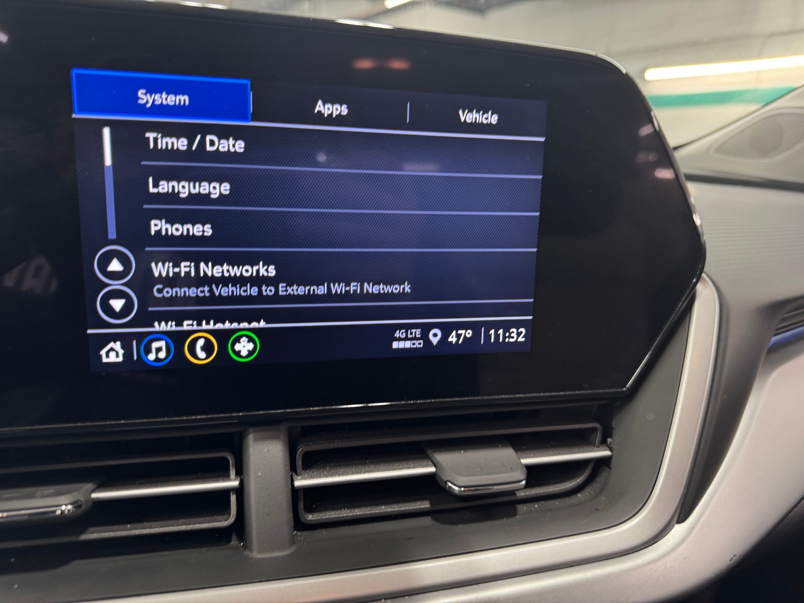 Thumbnail: 2024 Chevrolet Trax - 4