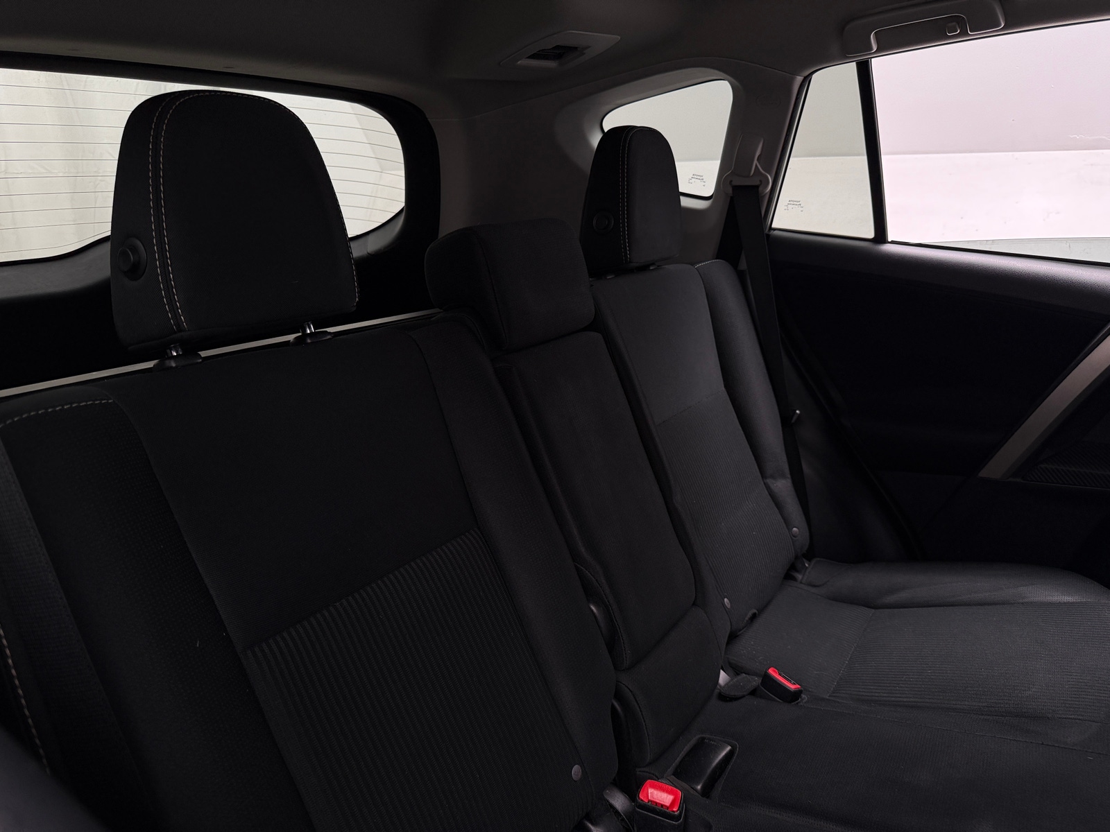 Thumbnail: 2015 Toyota RAV4 - 6