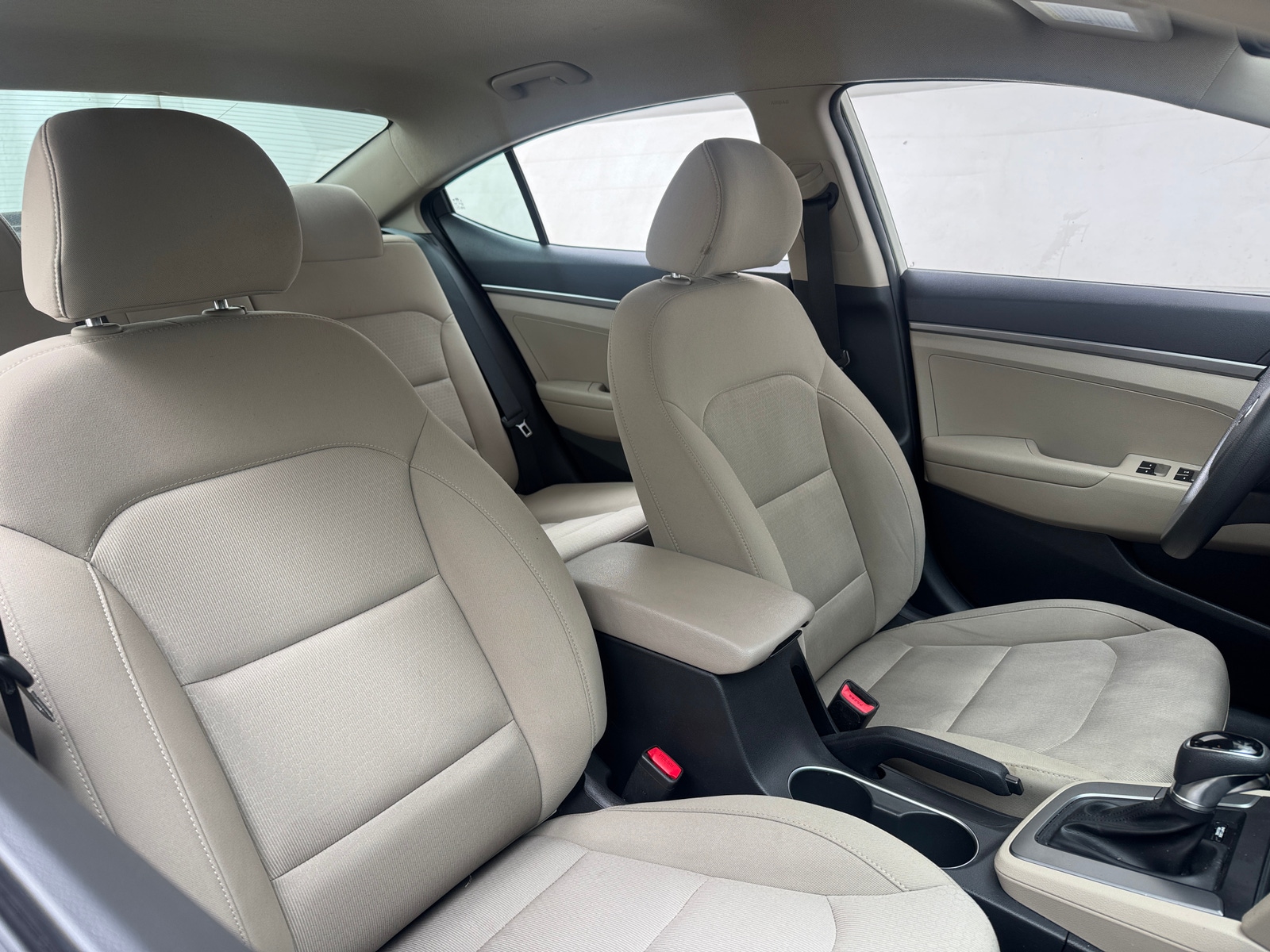 Thumbnail: 2017 Hyundai Elantra - 2