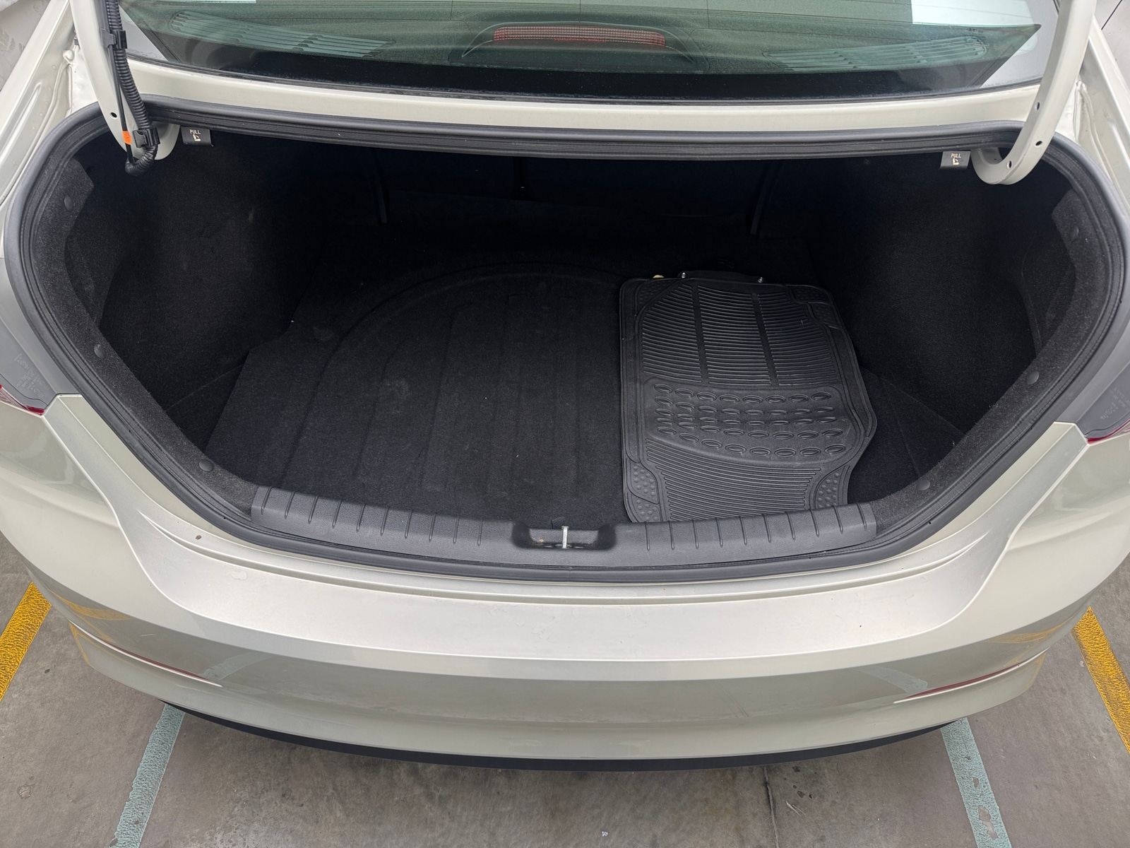 Thumbnail: 2017 Hyundai Elantra - 7