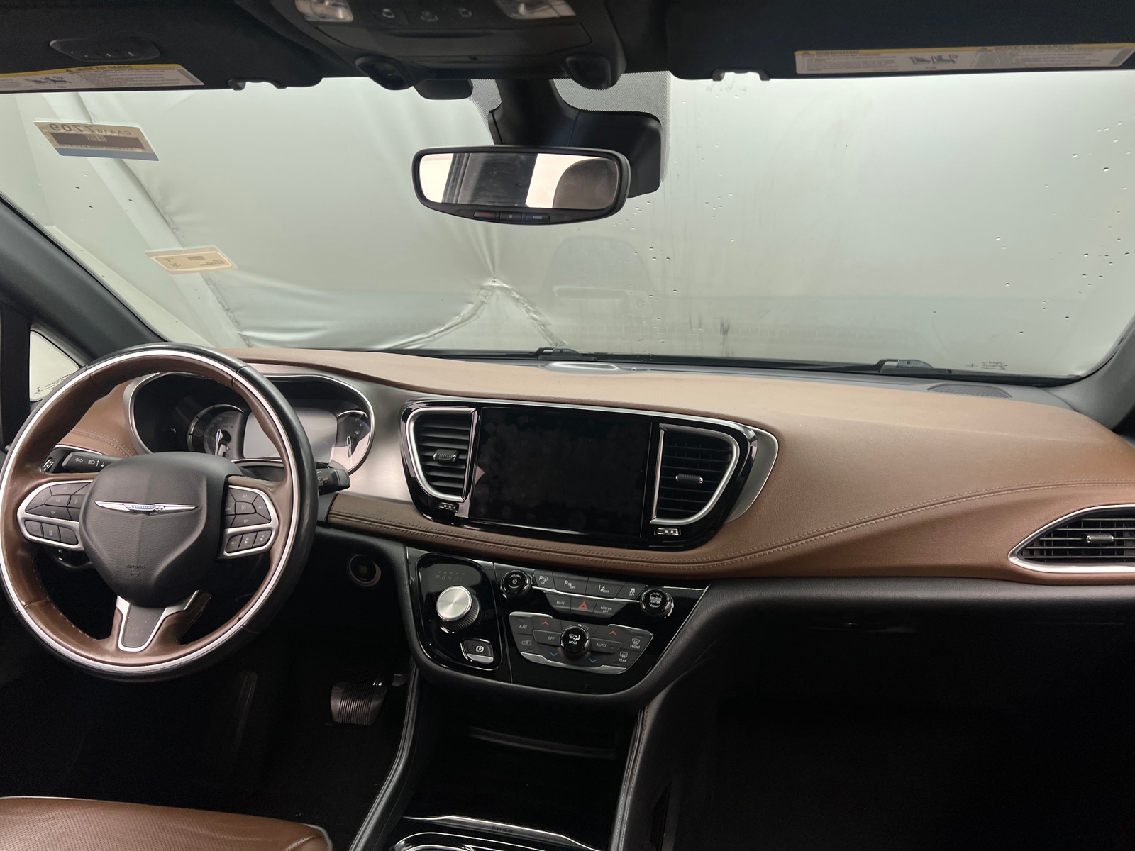 Thumbnail: 2021 Chrysler Pacifica - 2