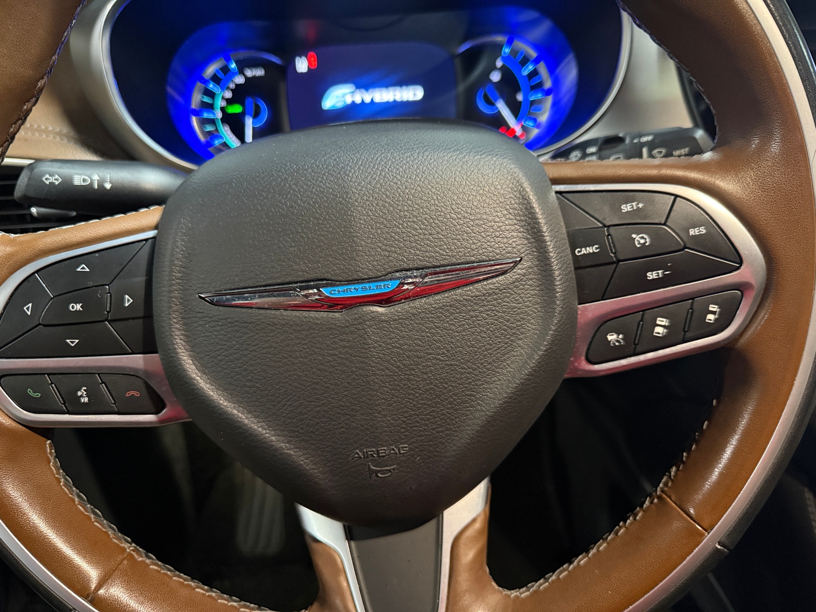 Thumbnail: 2021 Chrysler Pacifica - 4