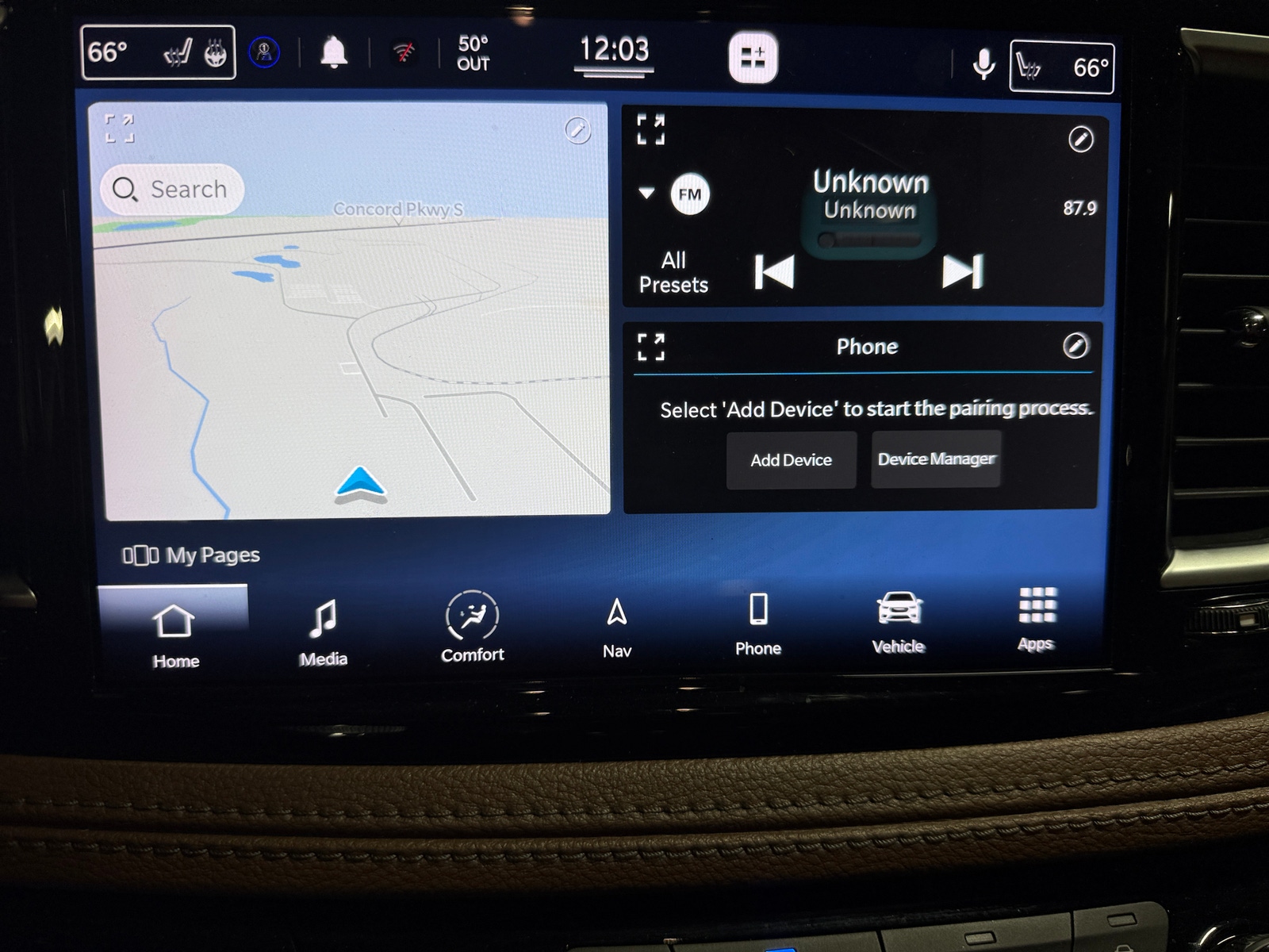 Thumbnail: 2021 Chrysler Pacifica - 3