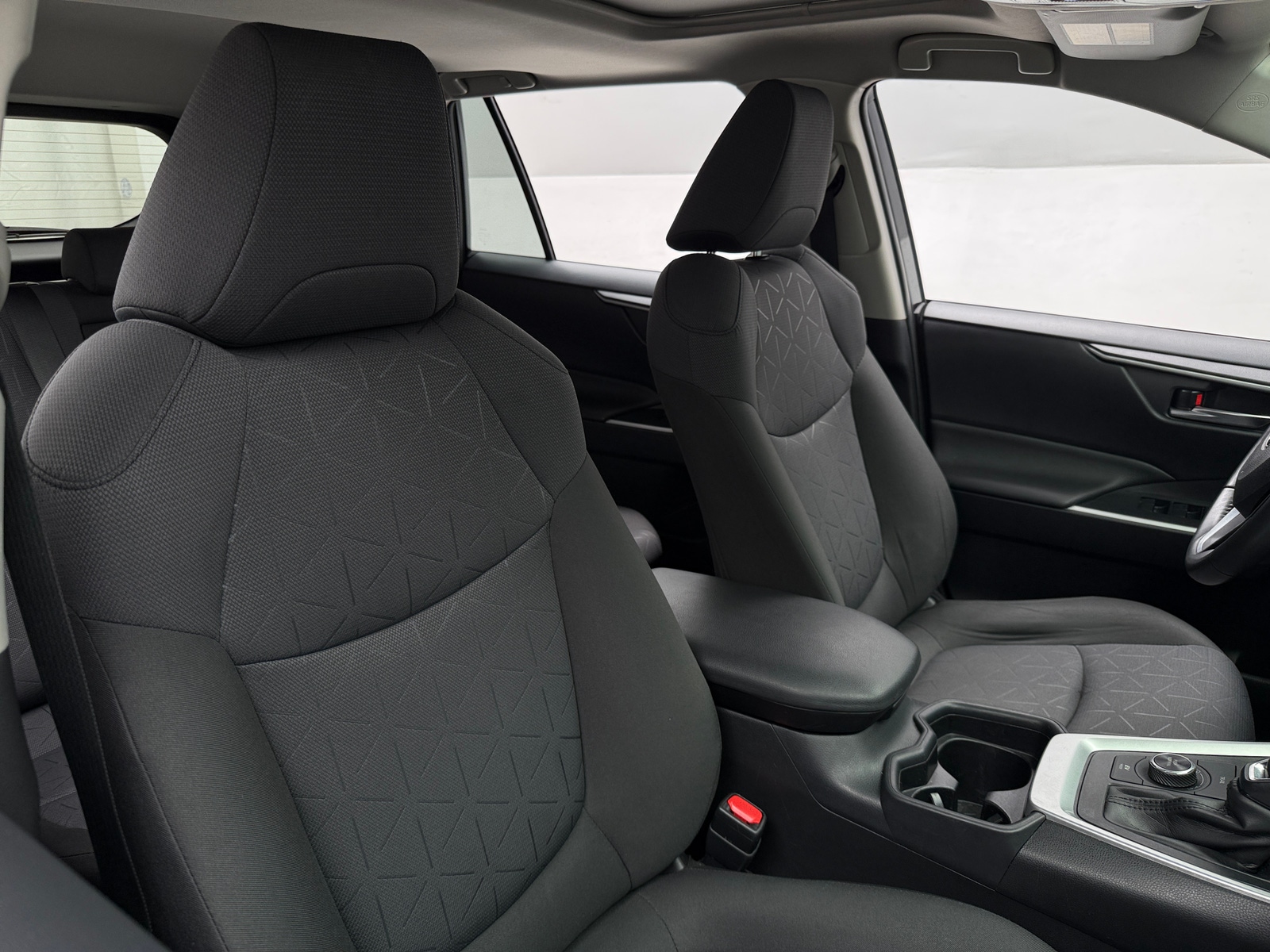 Thumbnail: 2021 Toyota RAV4 - 2