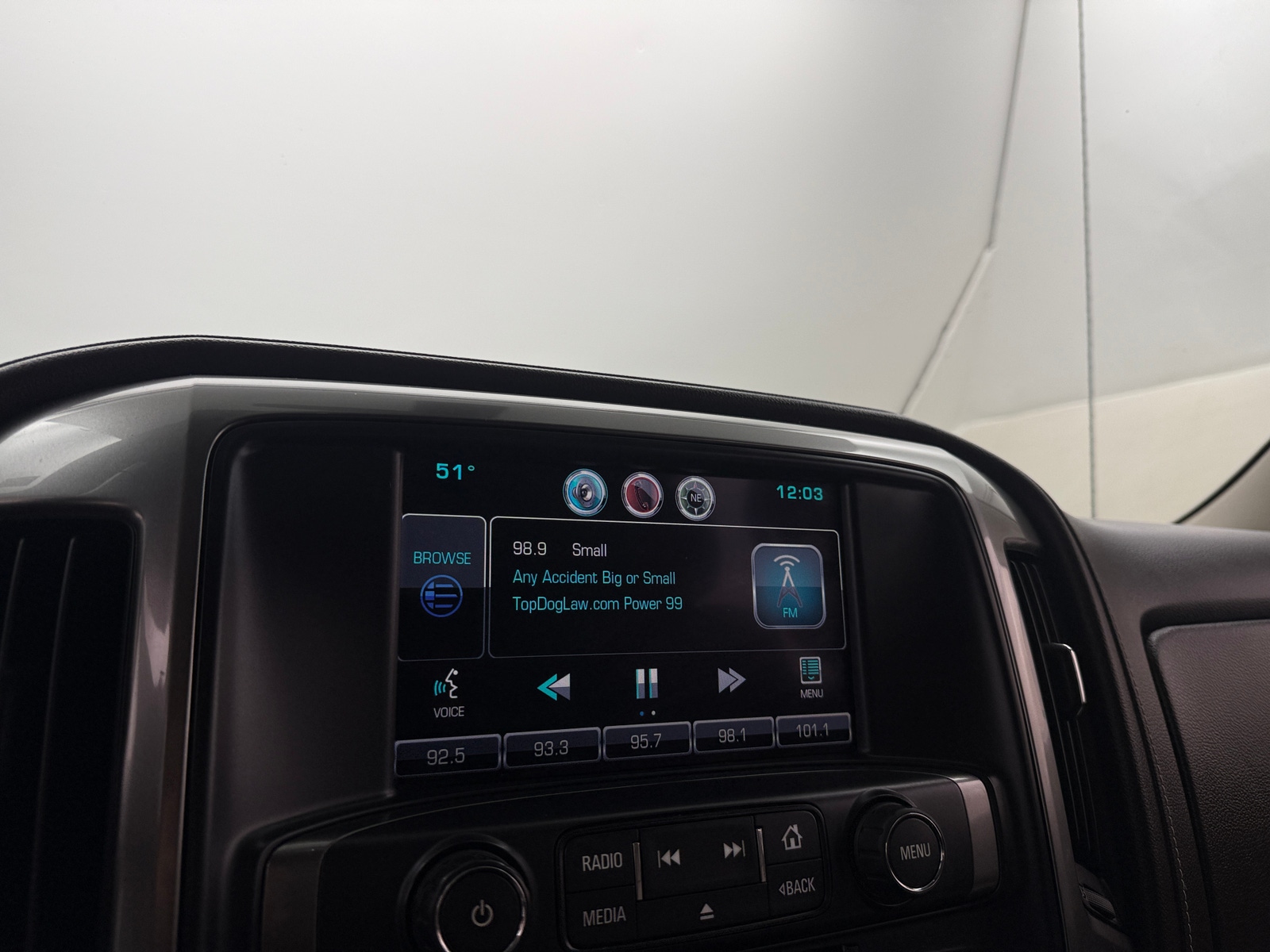 Thumbnail: 2015 Chevrolet Silverado 1500 - 3