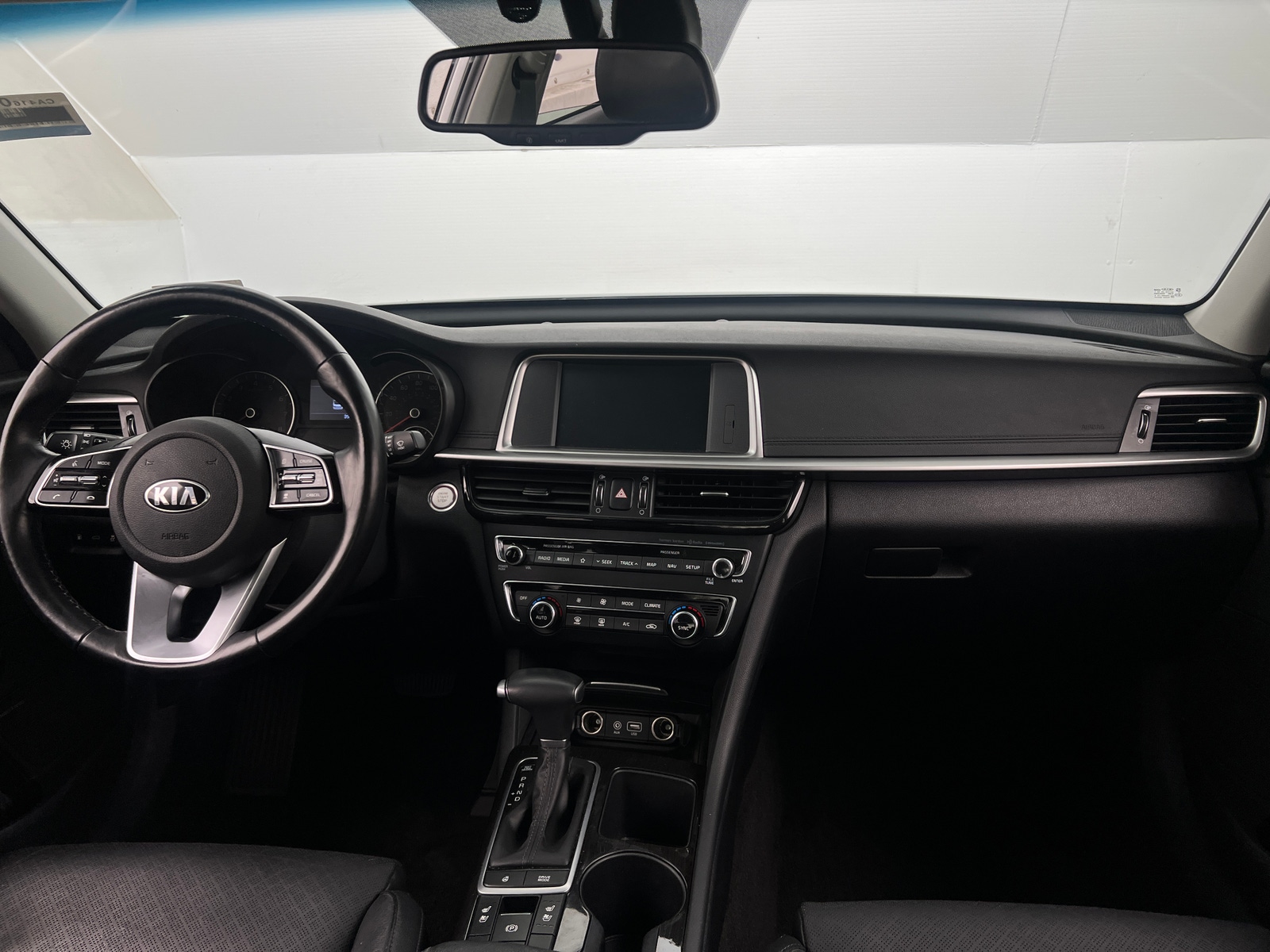 Thumbnail: 2019 Kia Optima - 2