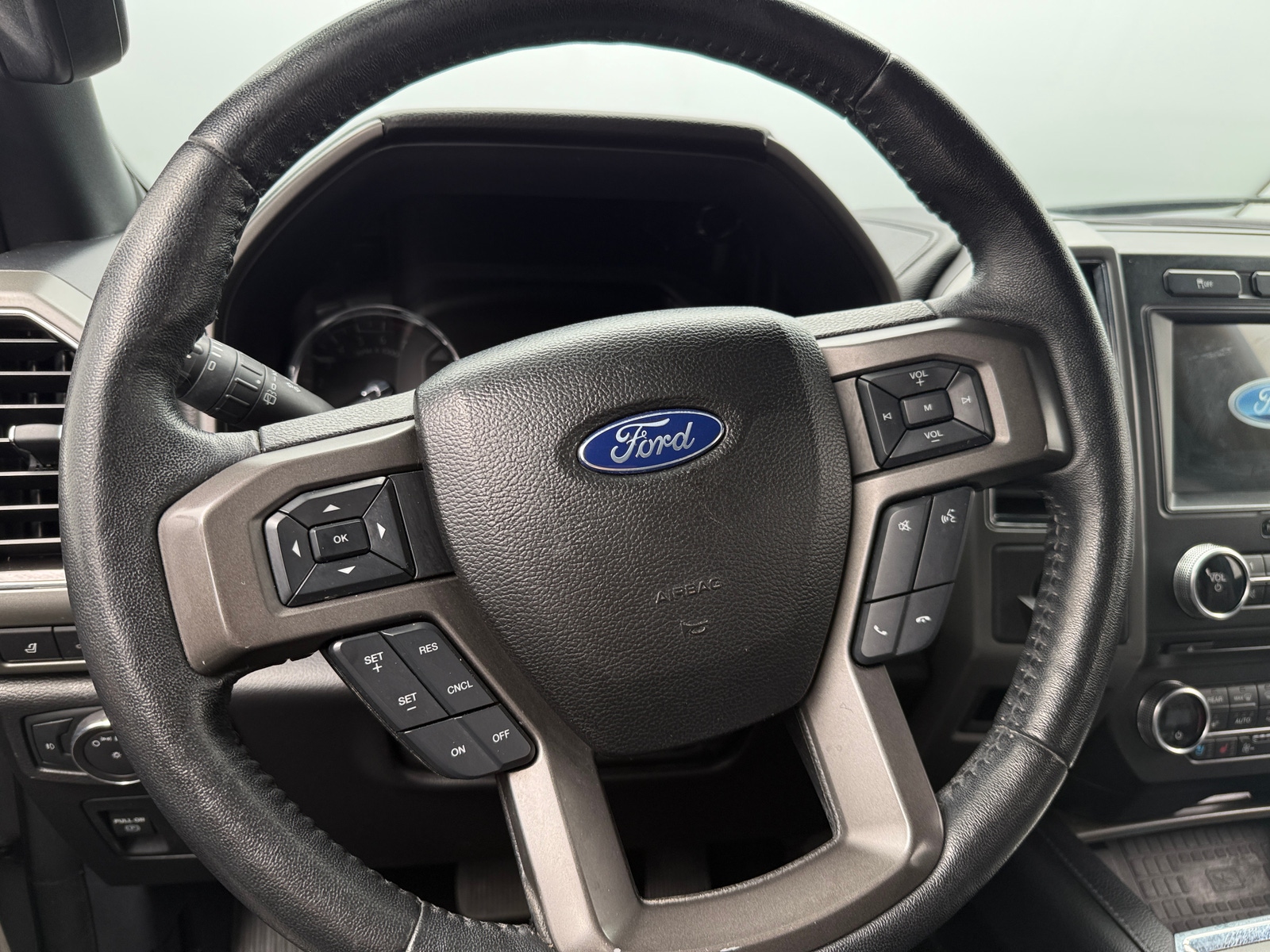 Thumbnail: 2018 Ford Expedition - 4