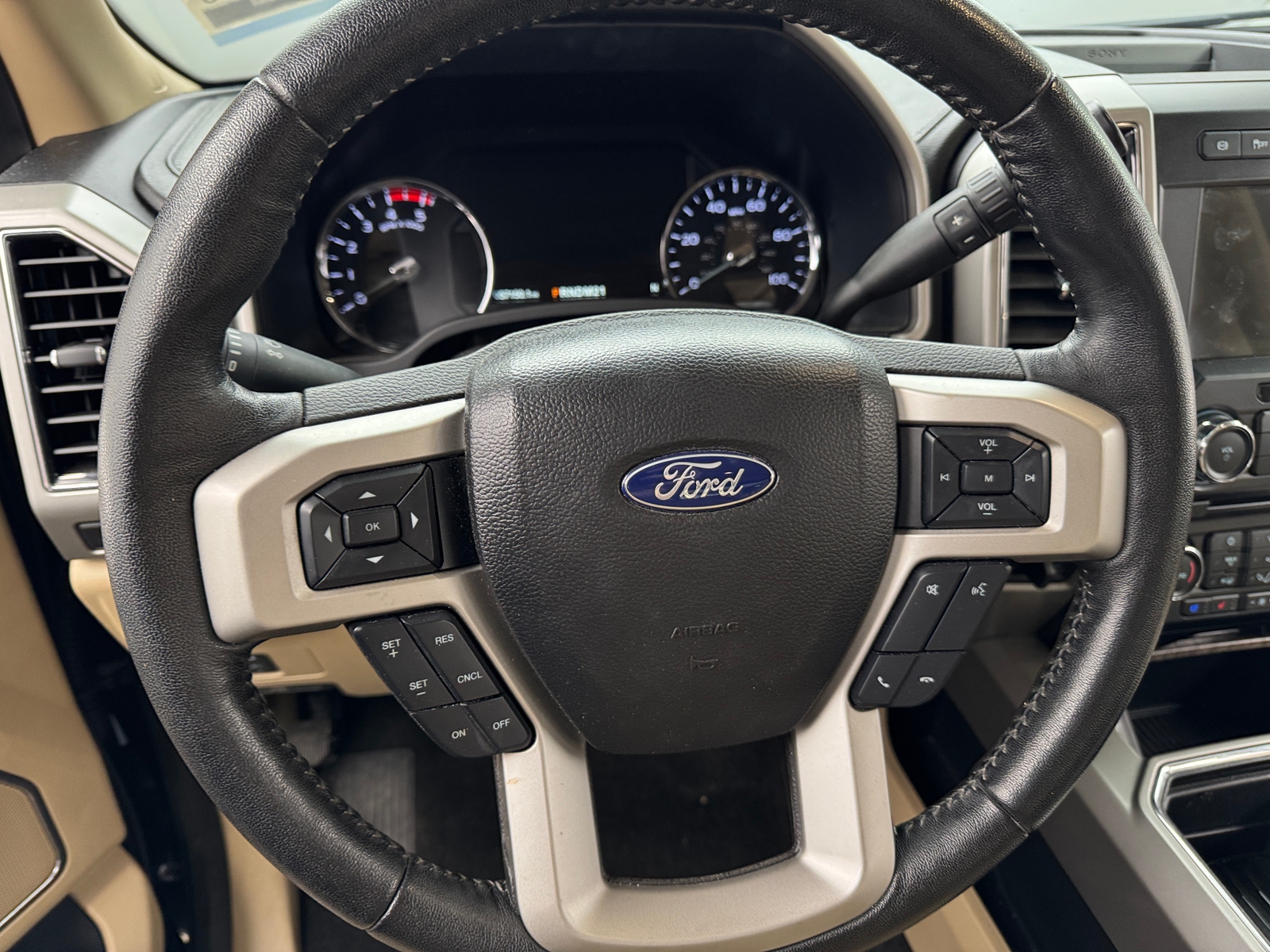 Thumbnail: 2018 Ford Econoline - 4