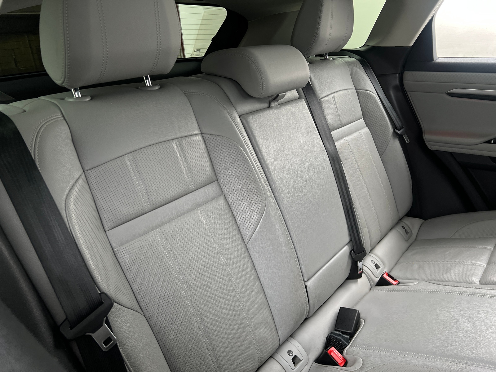 Thumbnail: 2020 Land Rover Range Rover Evoque - 5