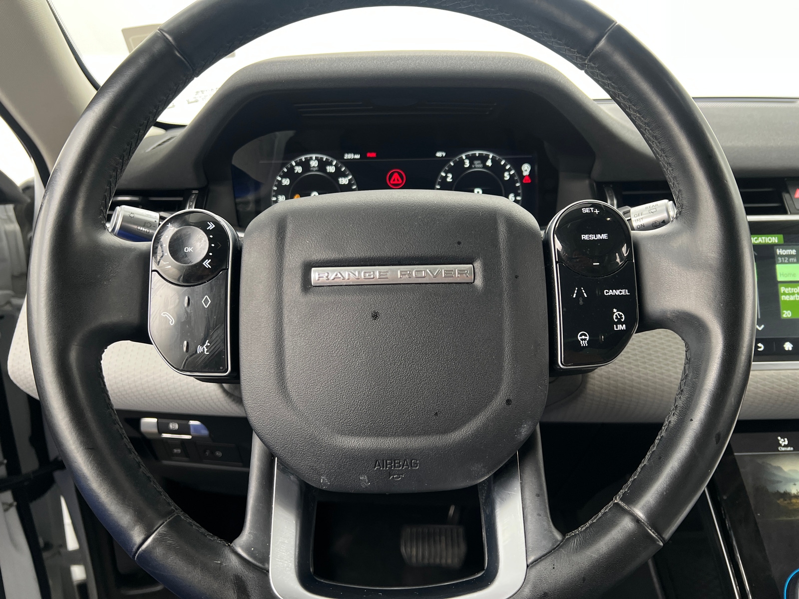 Thumbnail: 2020 Land Rover Range Rover Evoque - 4