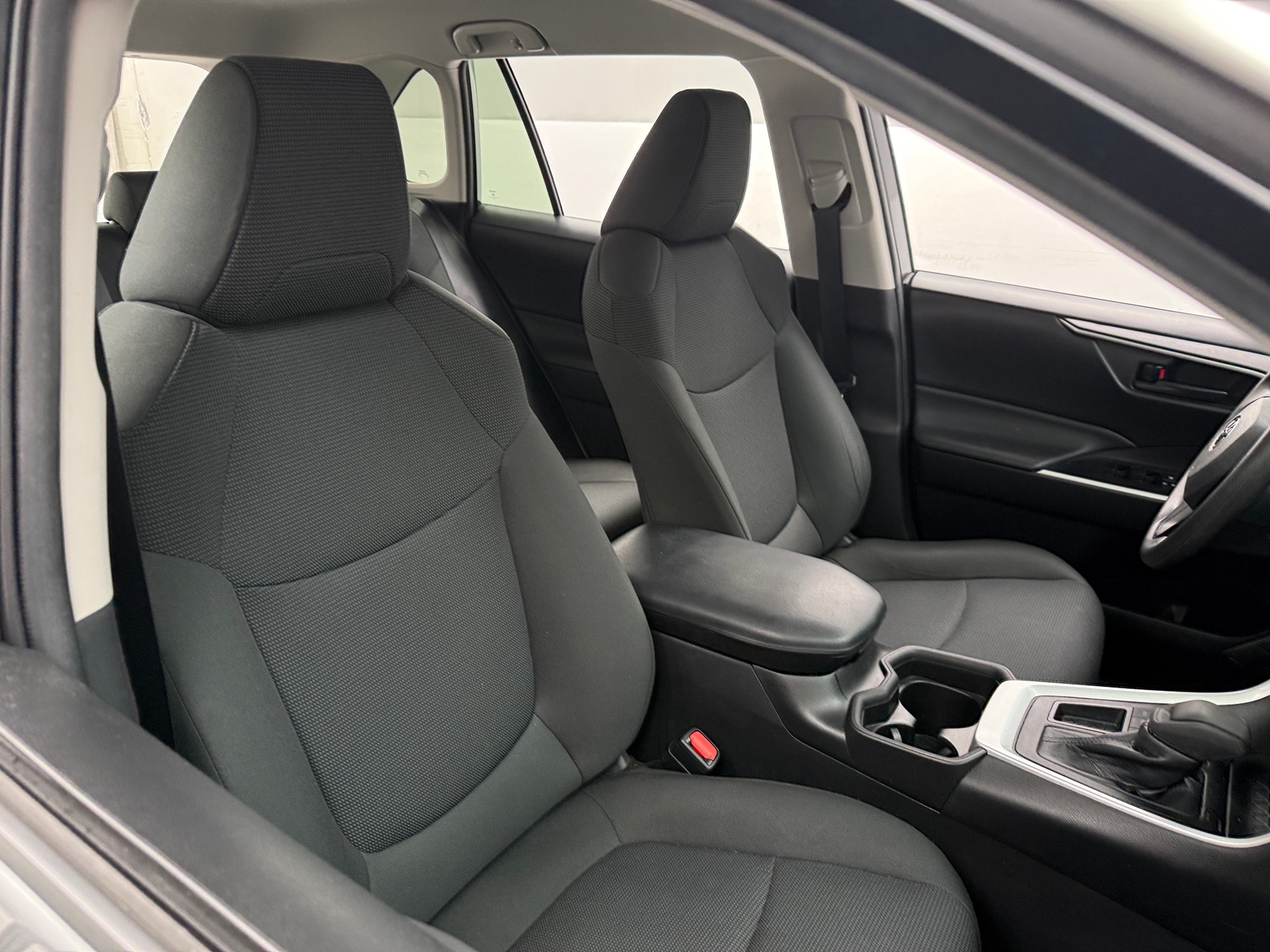 Thumbnail: 2021 Toyota RAV4 - 2