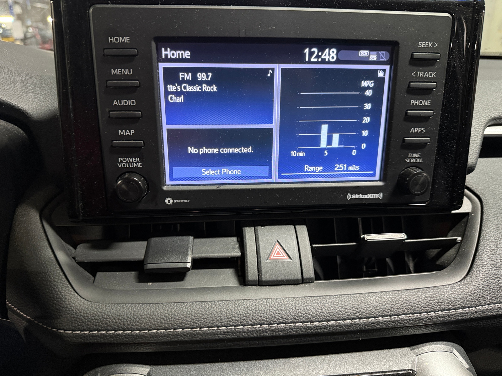 Thumbnail: 2021 Toyota RAV4 - 4