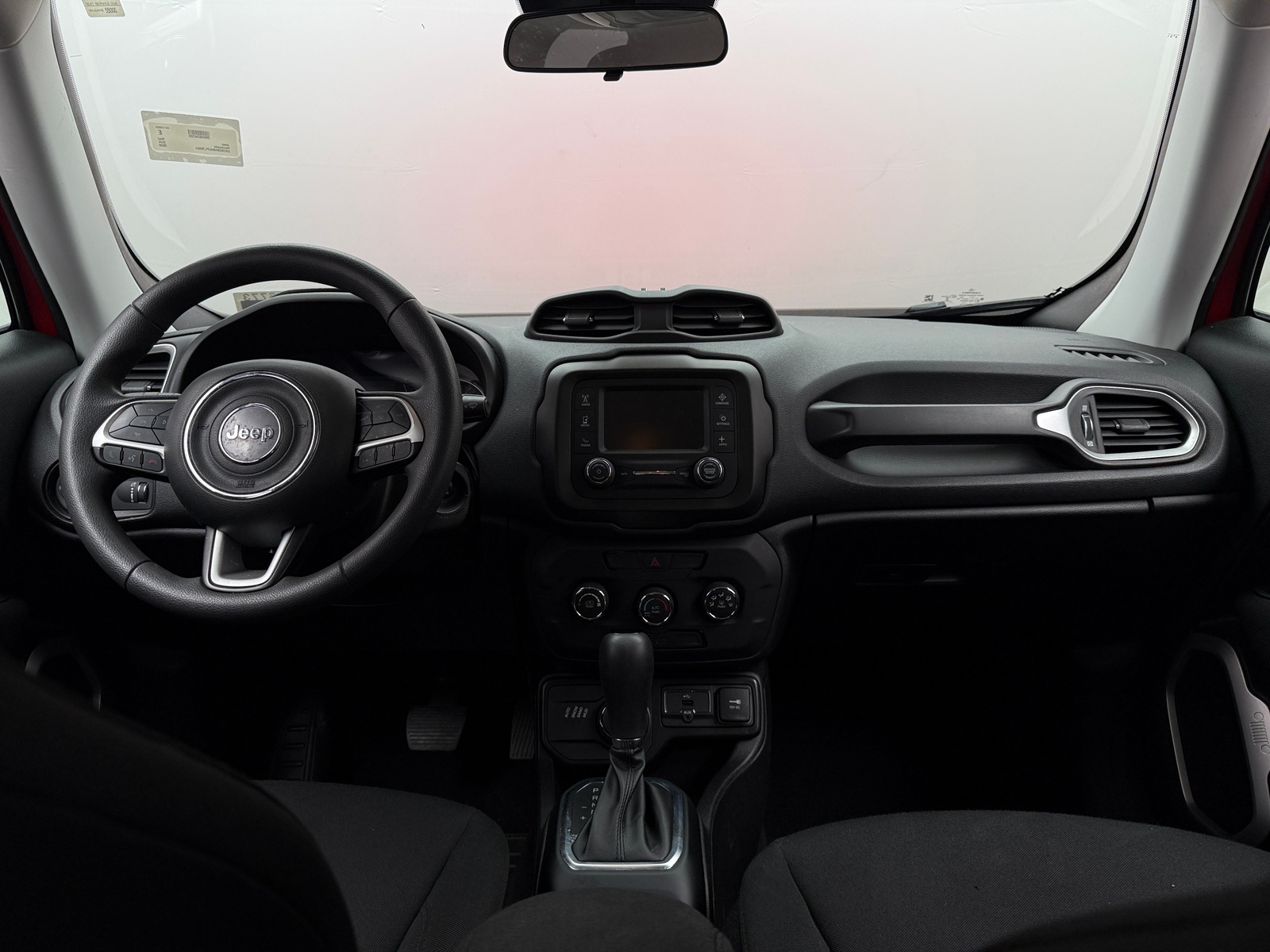 Thumbnail: 2020 Jeep Renegade - 3