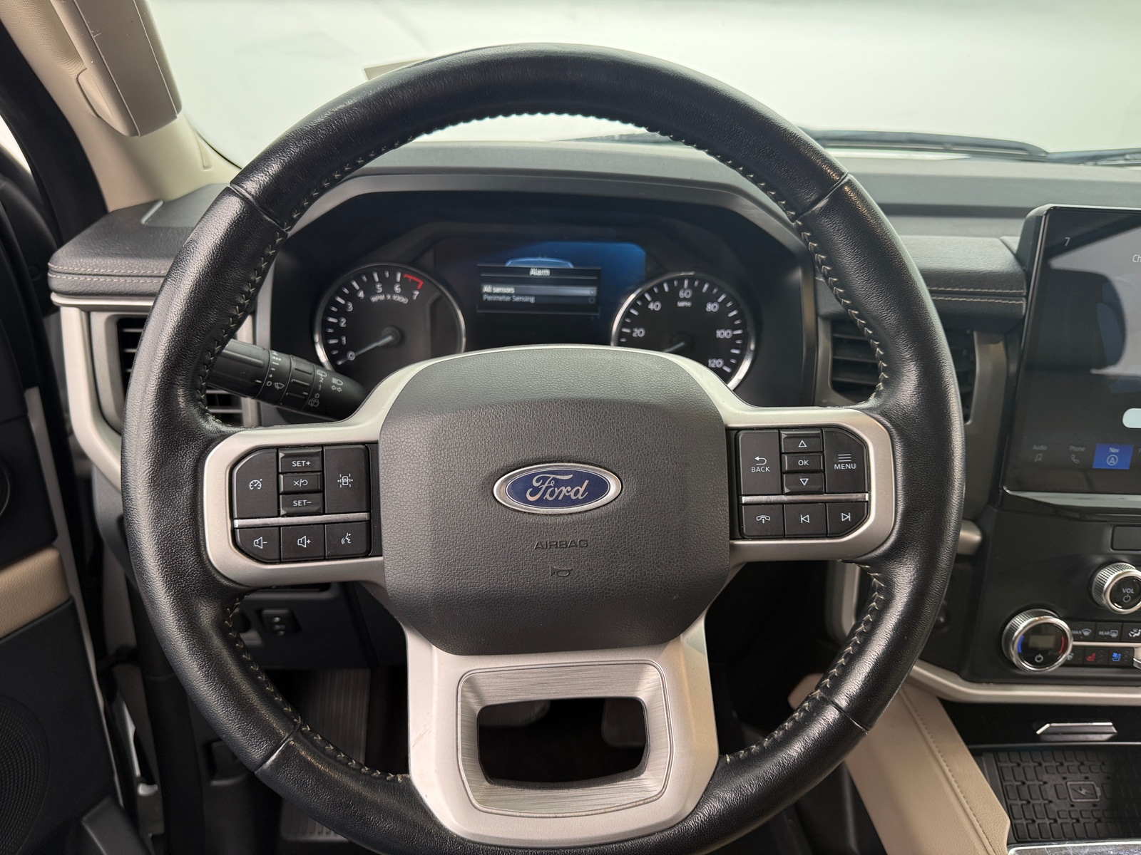 Thumbnail: 2023 Ford Expedition MAX - 4