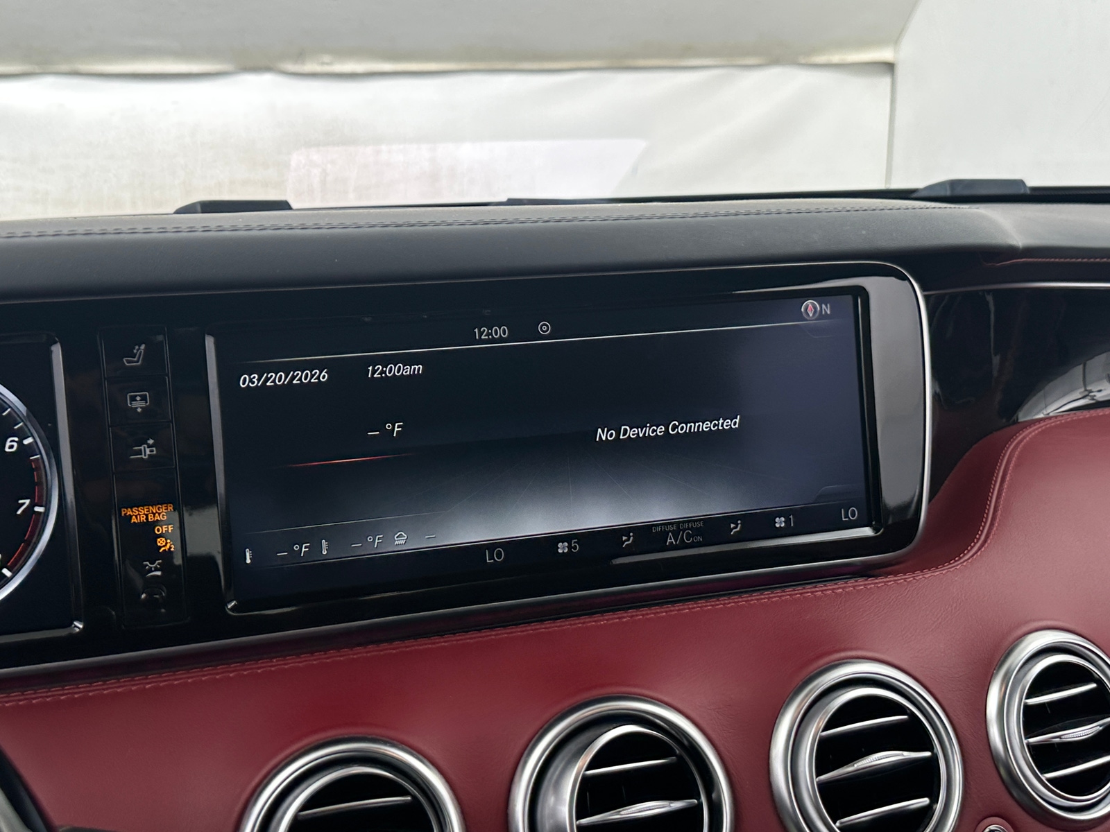 Thumbnail: 2015 Mercedes-Benz S-Class - 2