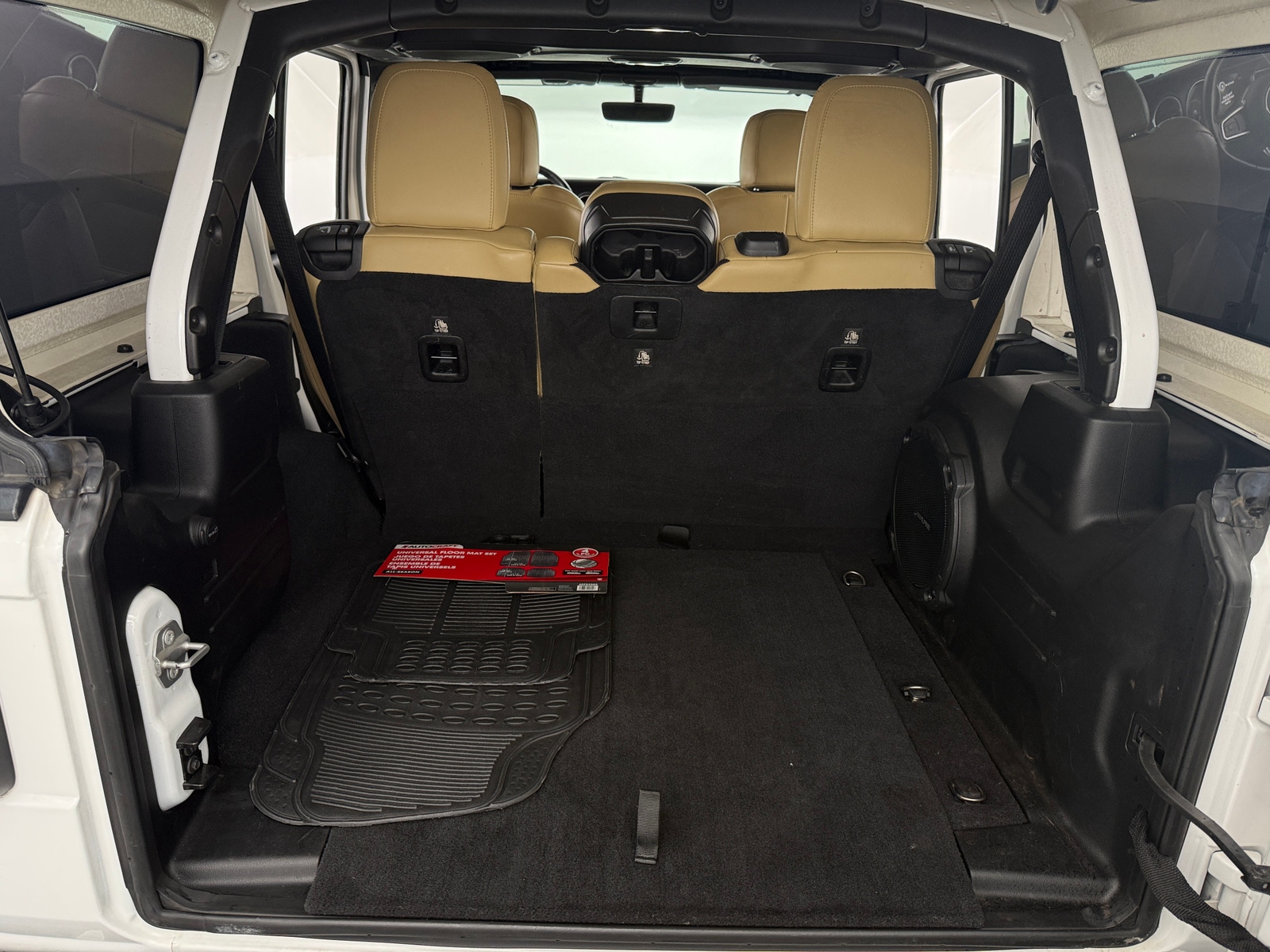 Thumbnail: 2018 Jeep Wrangler - 6