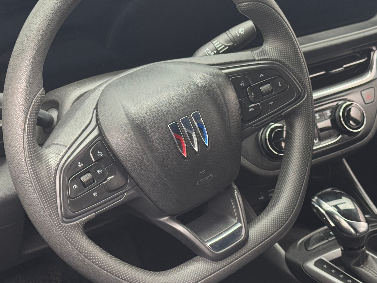 Thumbnail: 2025 Buick Envista - 4