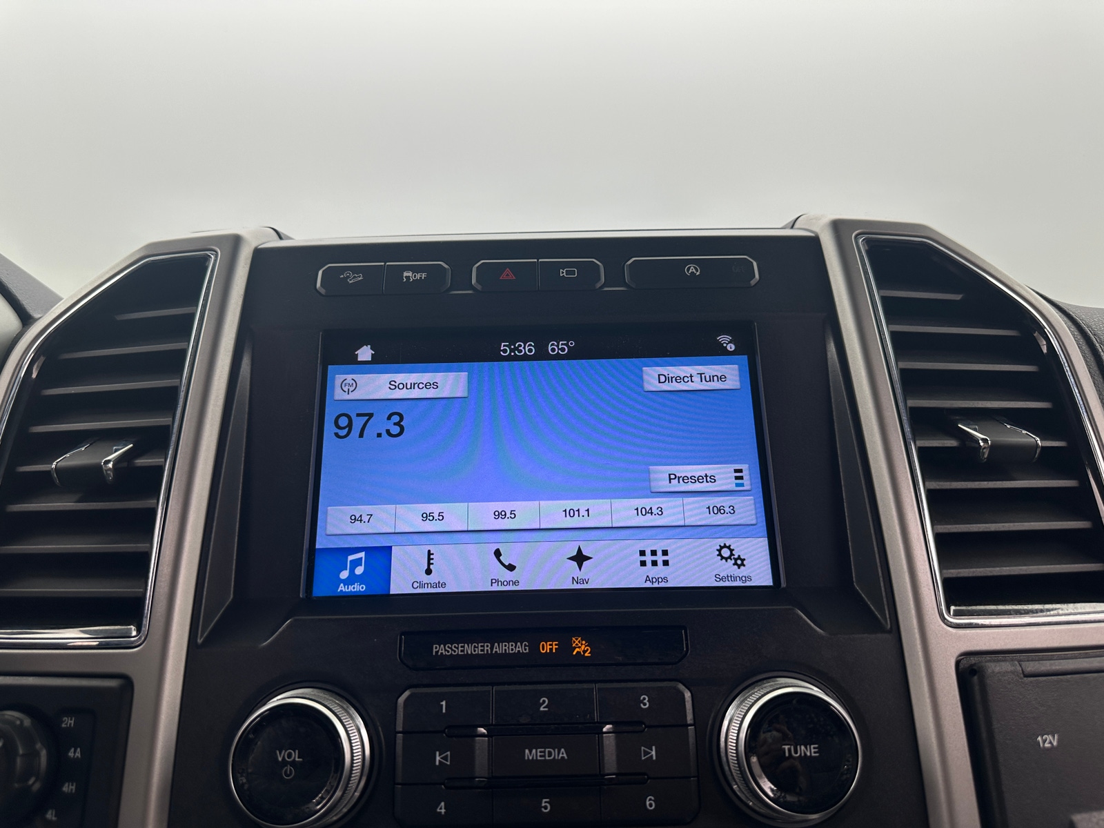 Thumbnail: 2018 Ford Econoline - 3