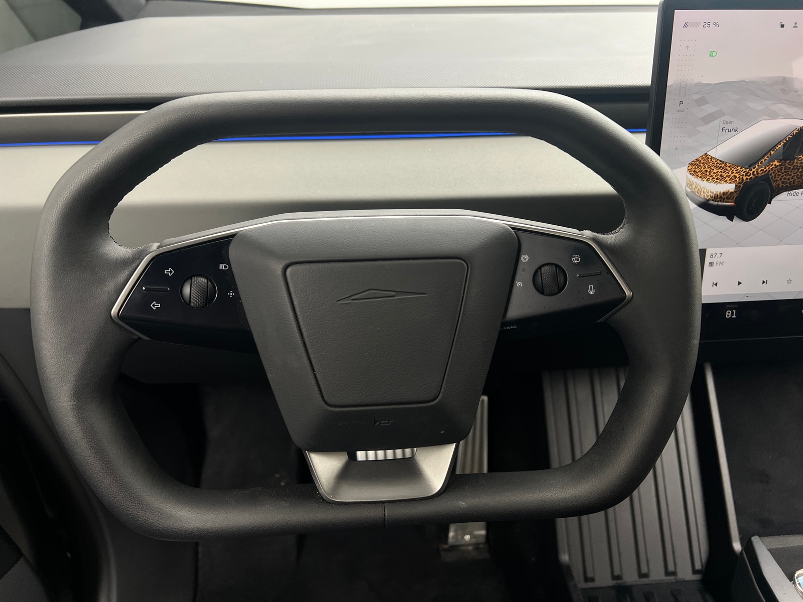 Thumbnail: 2024 Tesla Cybertruck - 4