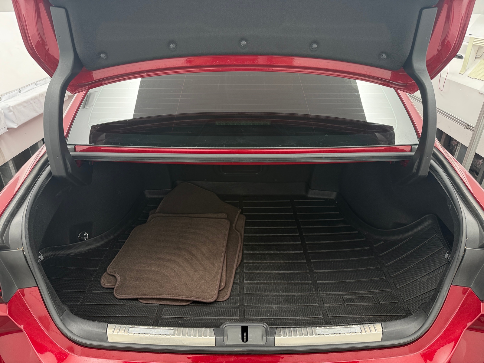 Thumbnail: 2020 Lexus ES - 6