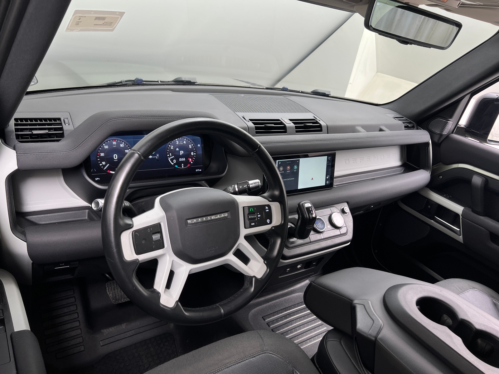 Thumbnail: 2021 Land Rover Defender - 3