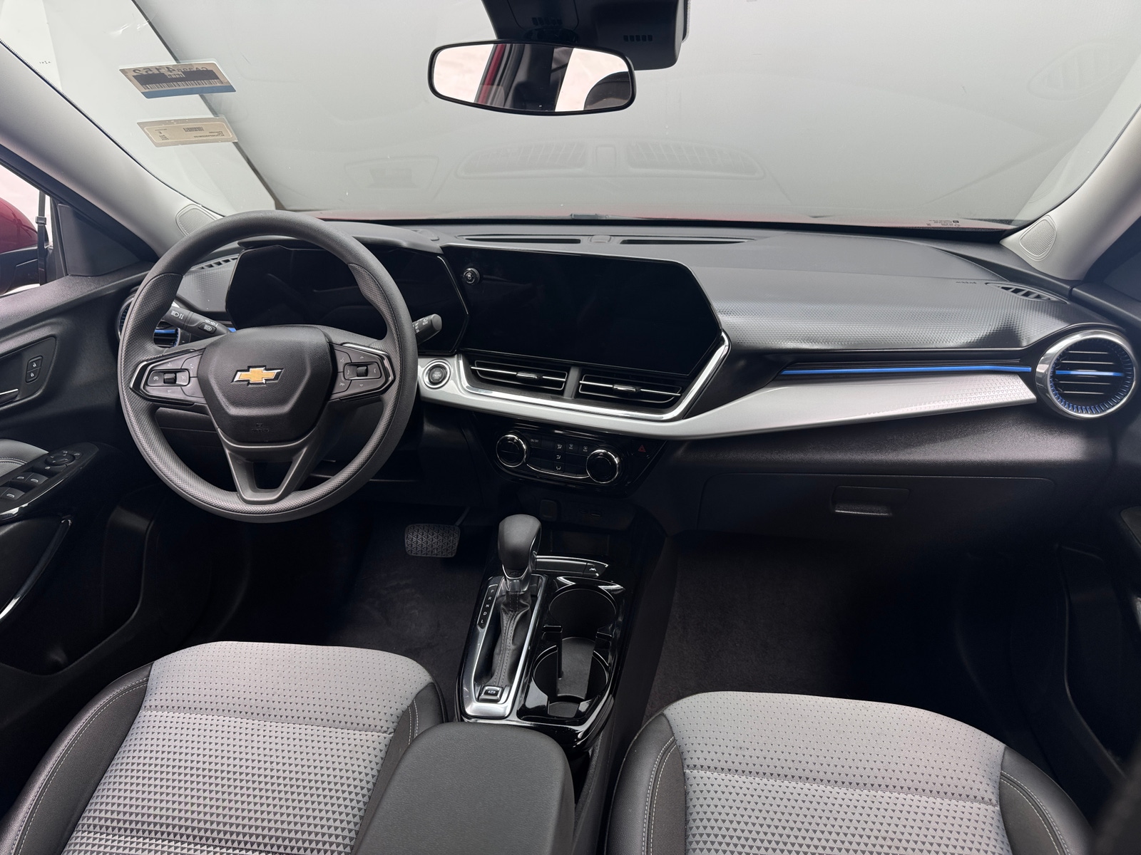 Thumbnail: 2025 Chevrolet Trax - 3