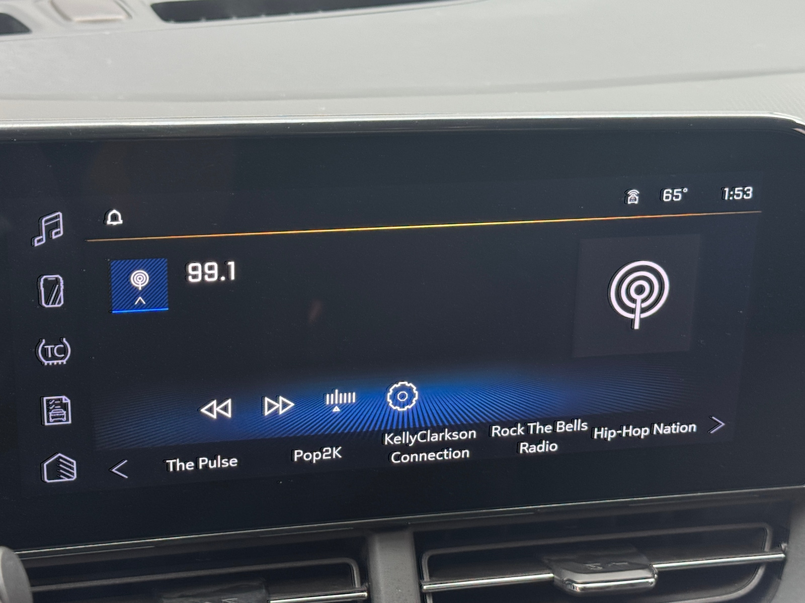 Thumbnail: 2025 Chevrolet Trax - 4