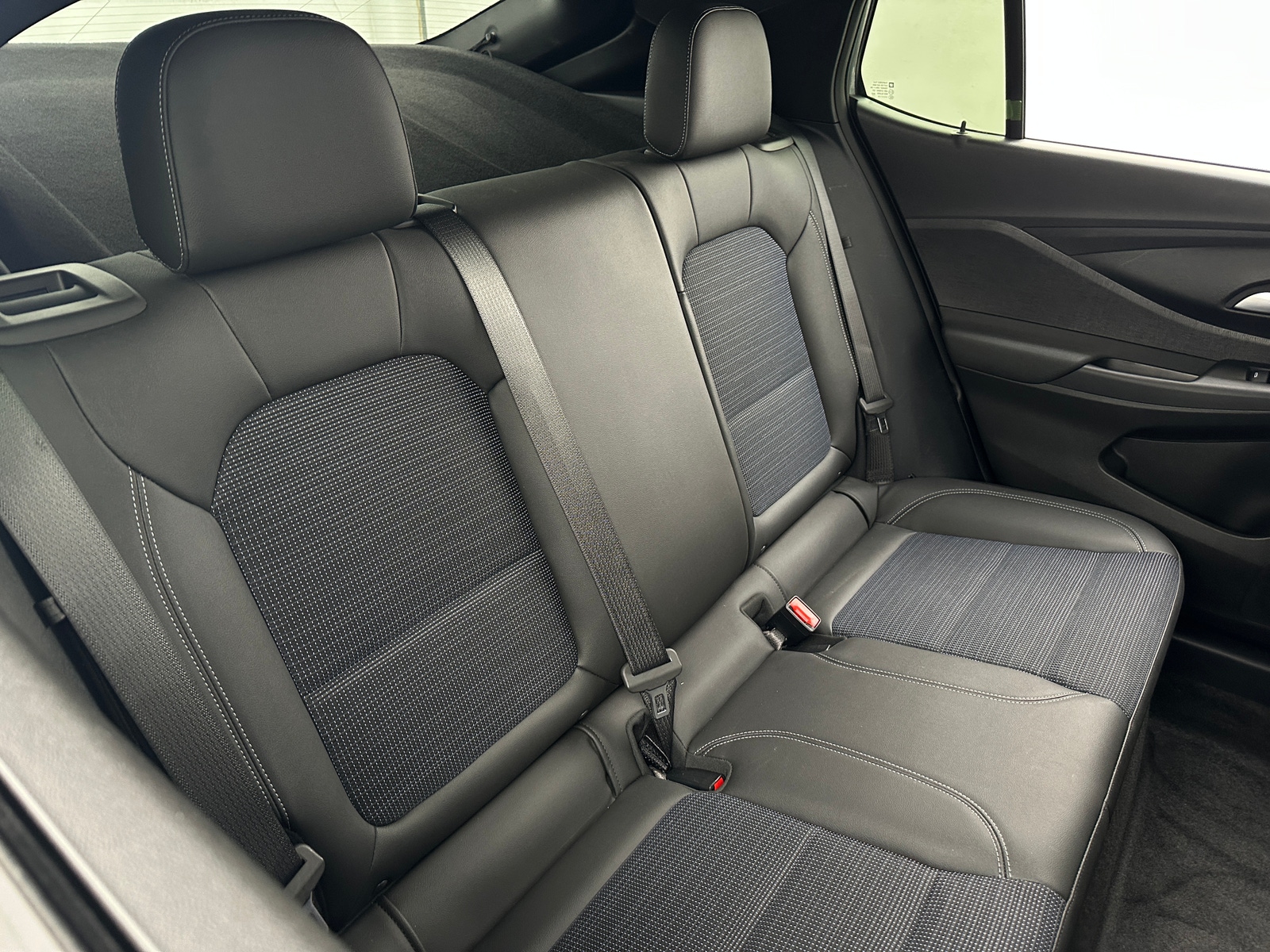 Thumbnail: 2025 Buick Envista - 6