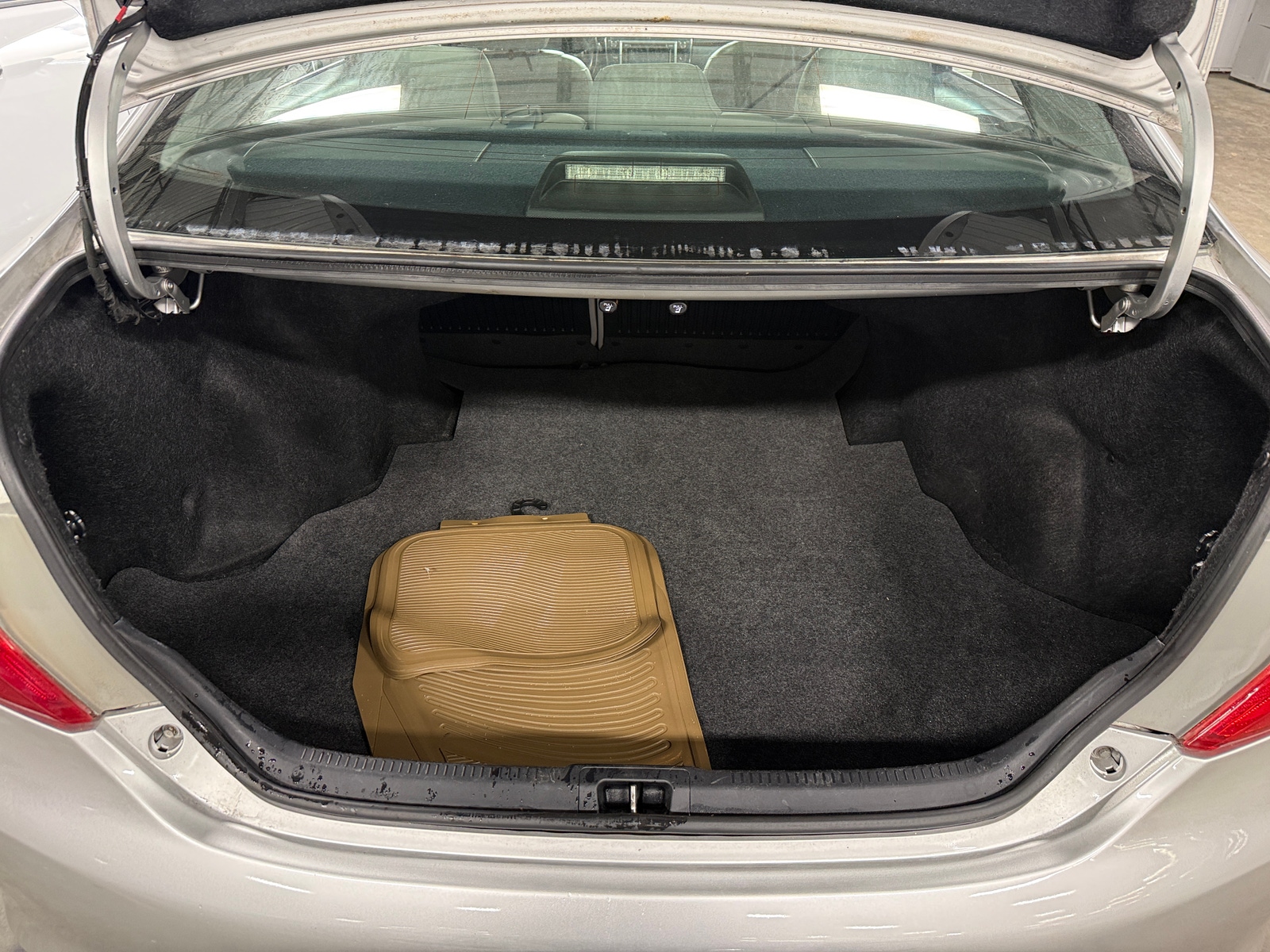 Thumbnail: 2012 Toyota Camry - 7