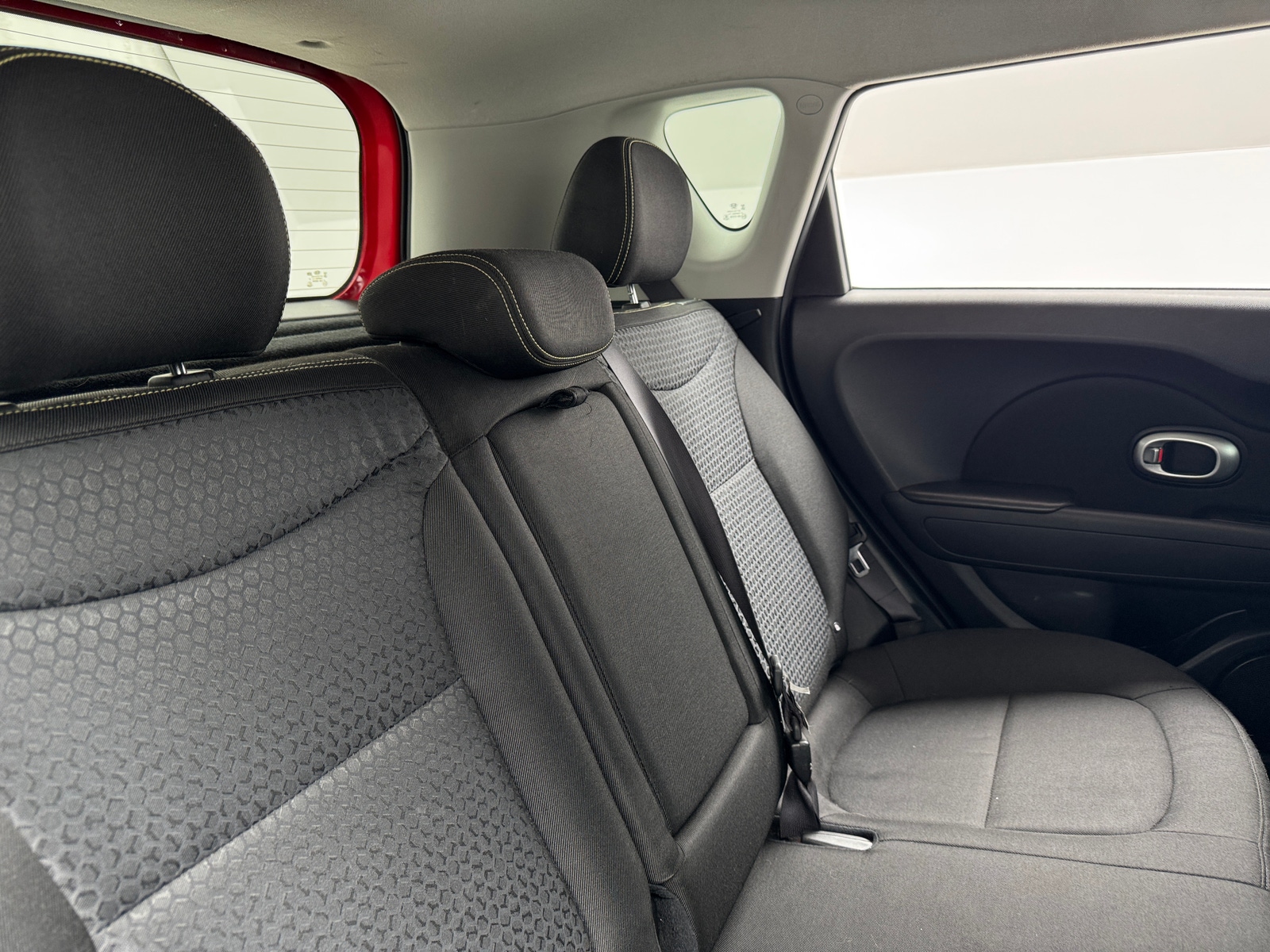 Thumbnail: 2016 Kia Soul - 6