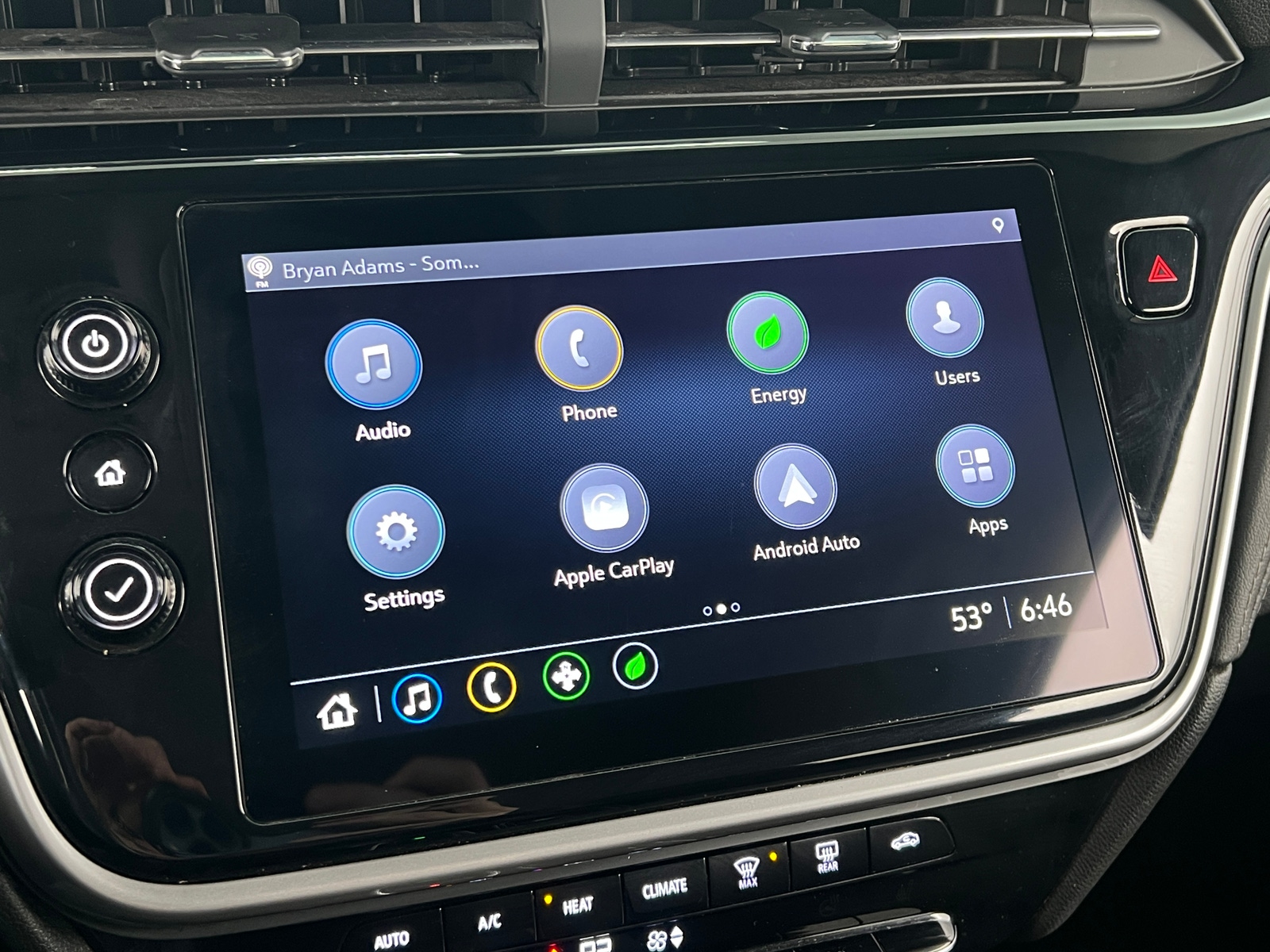 Thumbnail: 2022 Chevrolet Bolt EUV - 4