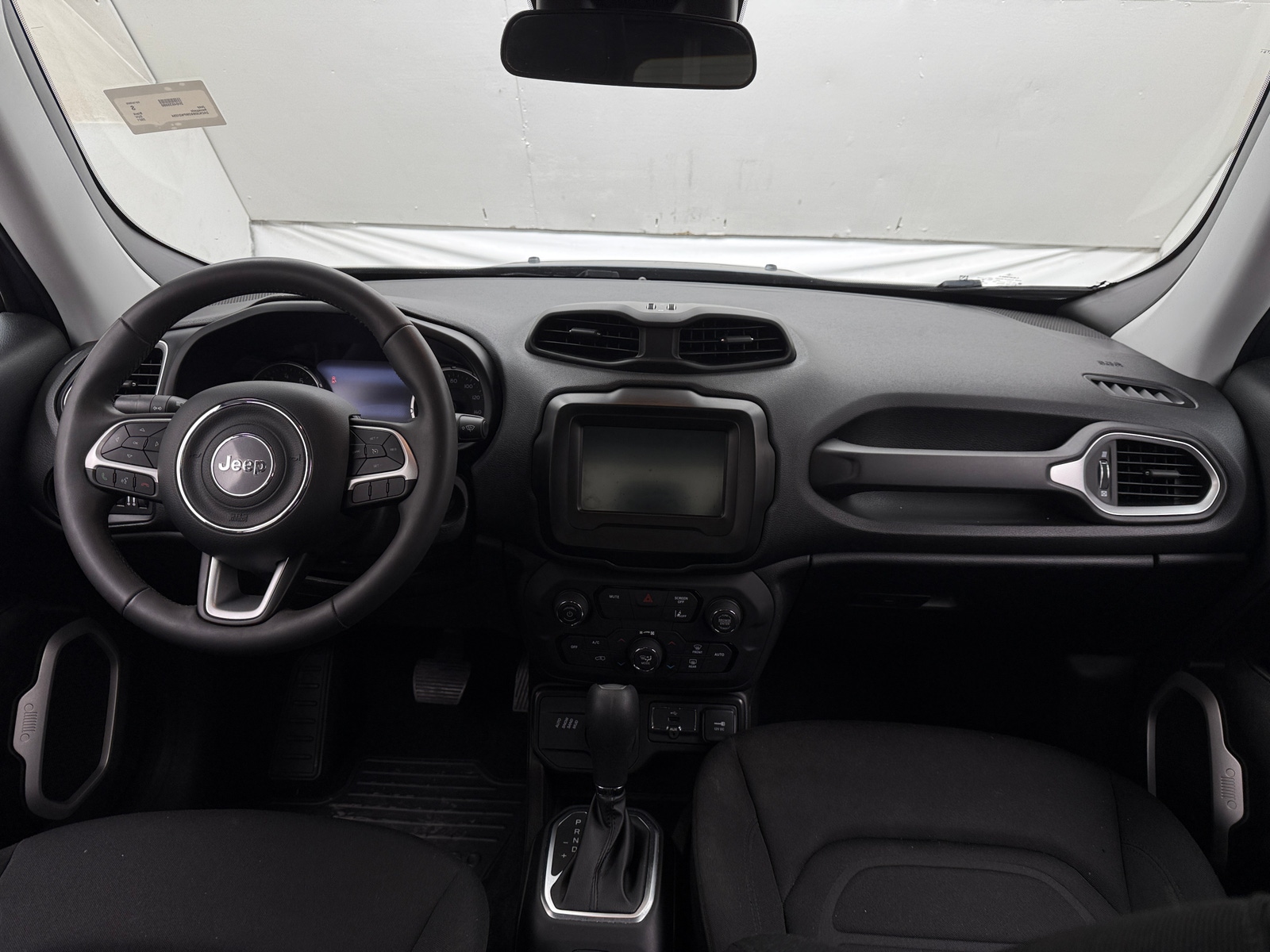 Thumbnail: 2021 Jeep Renegade - 3