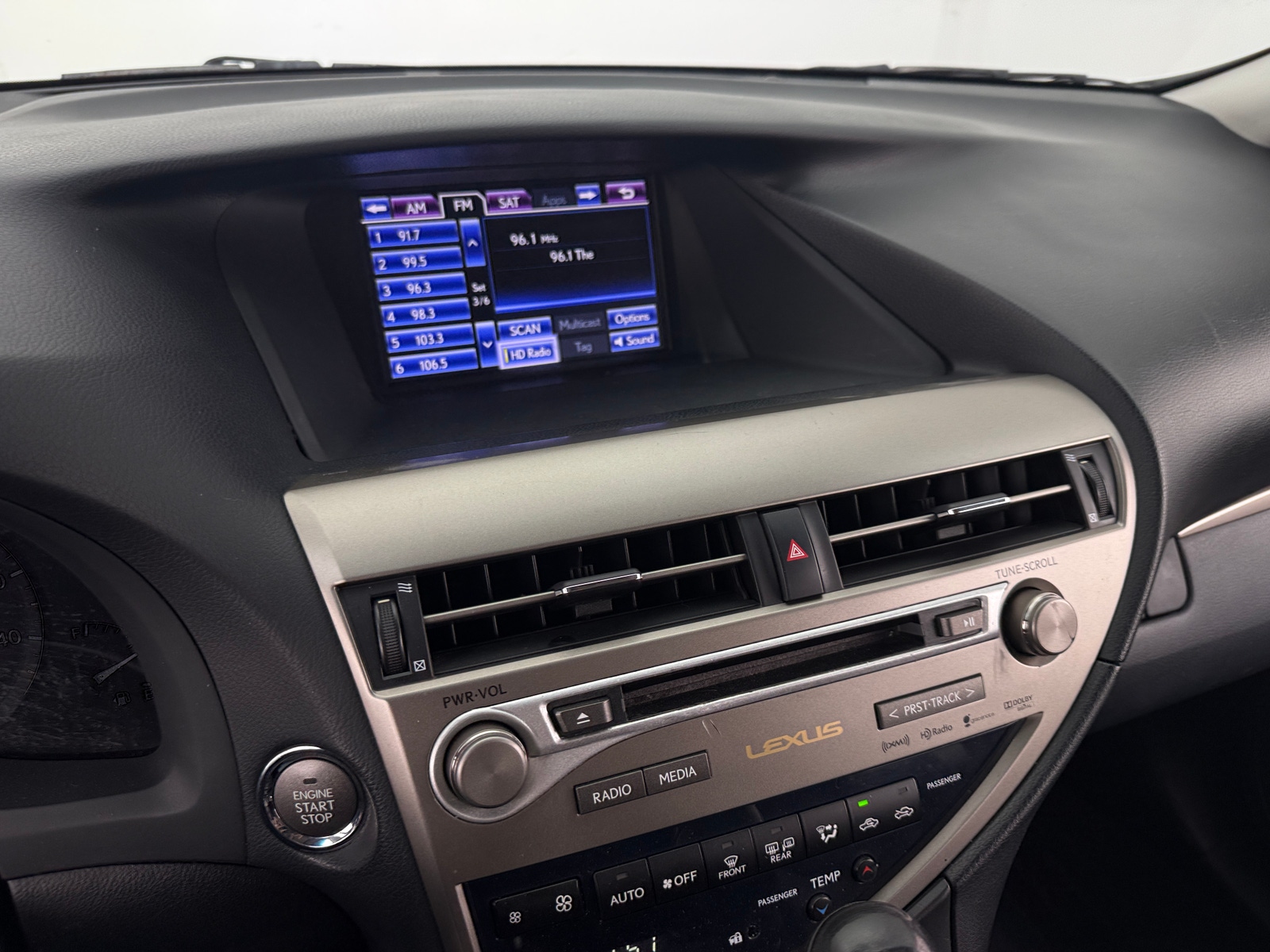 Thumbnail: 2014 Lexus RX - 4