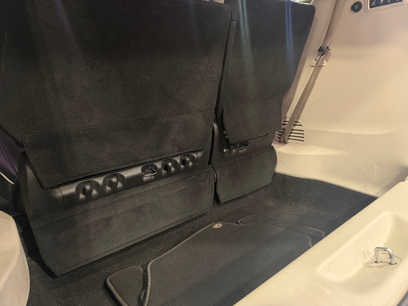 Thumbnail: 2022 Chrysler Pacifica - 6