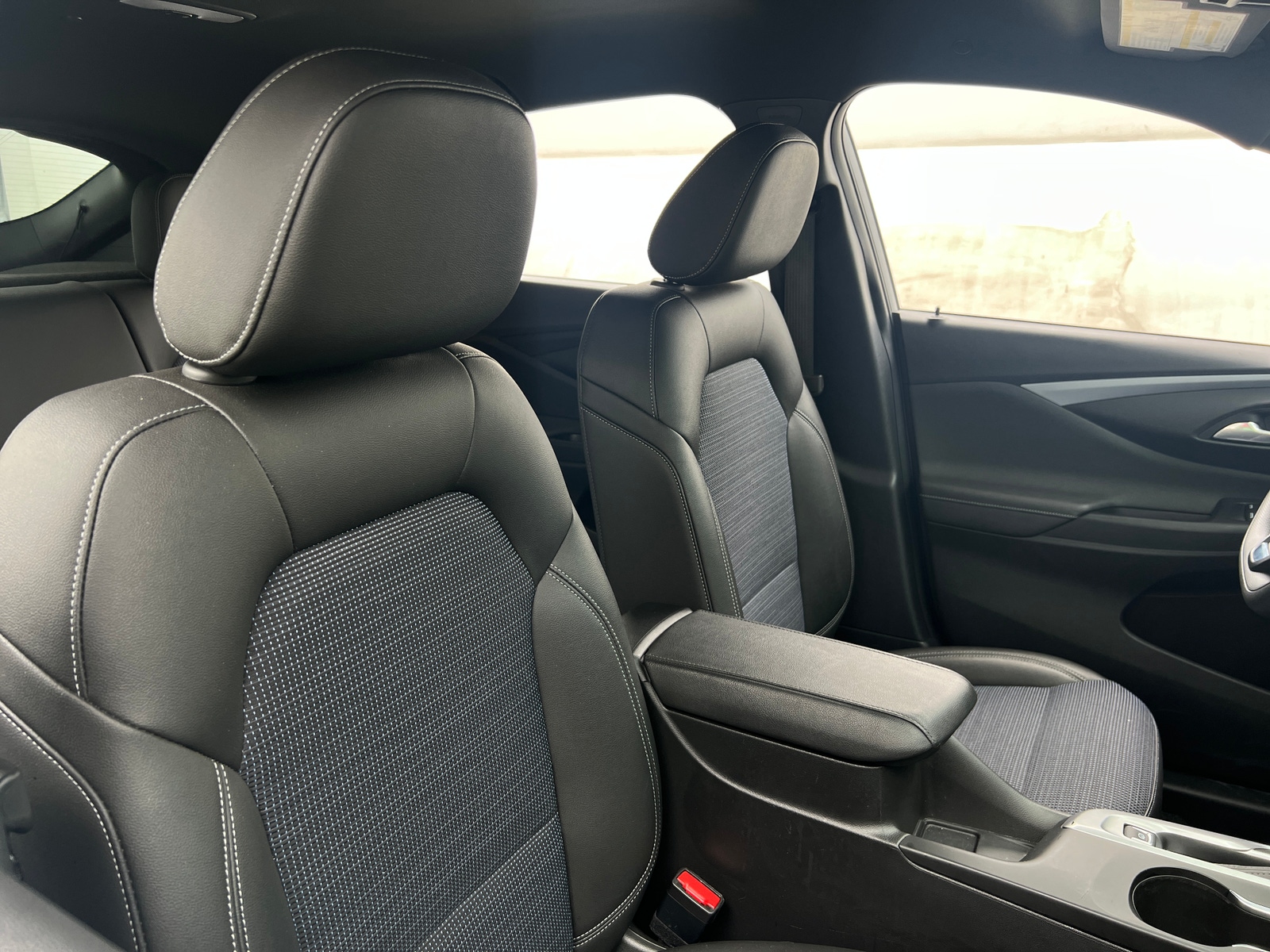 Thumbnail: 2025 Buick Envista - 2