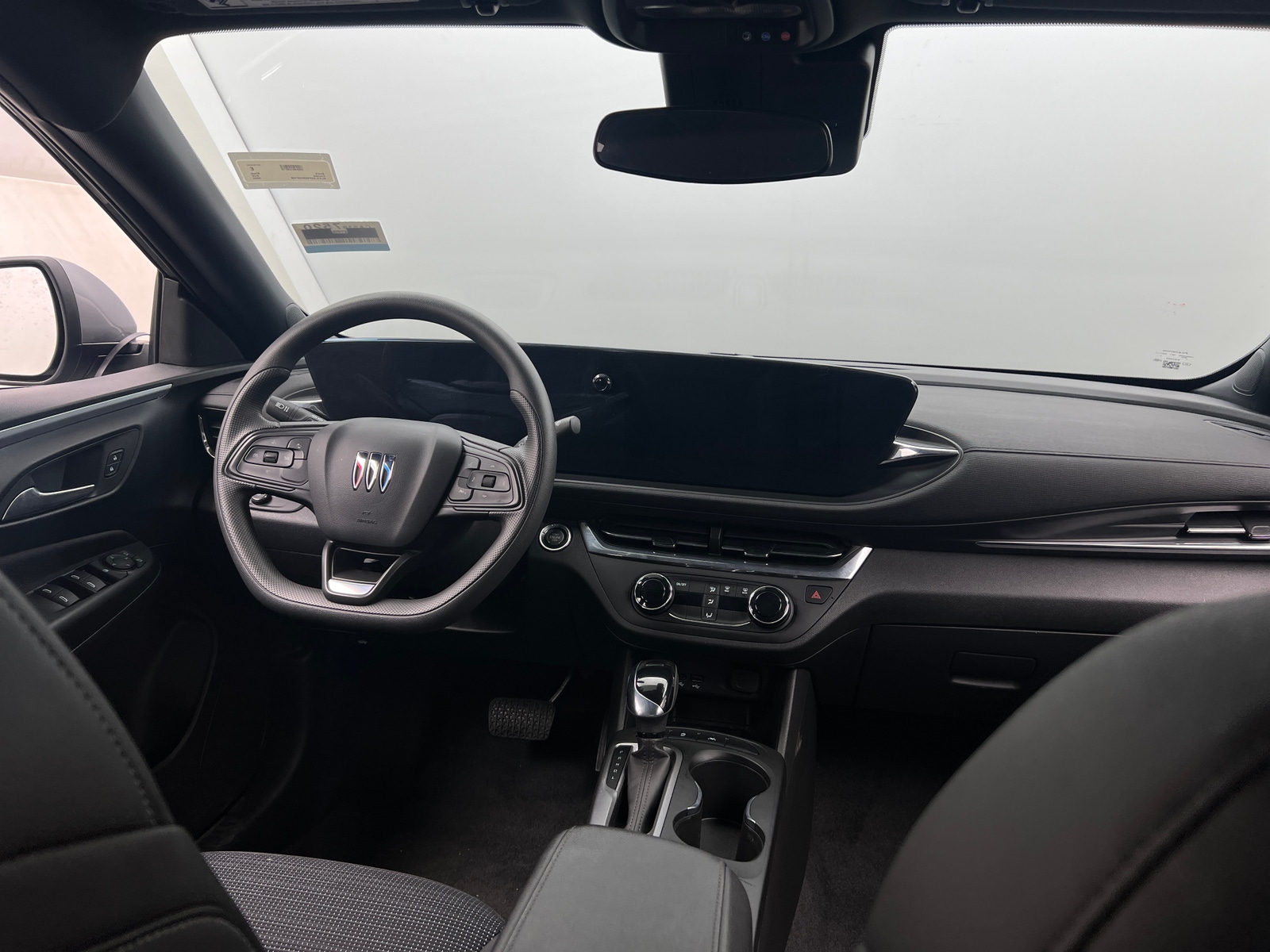 Thumbnail: 2025 Buick Envista - 3