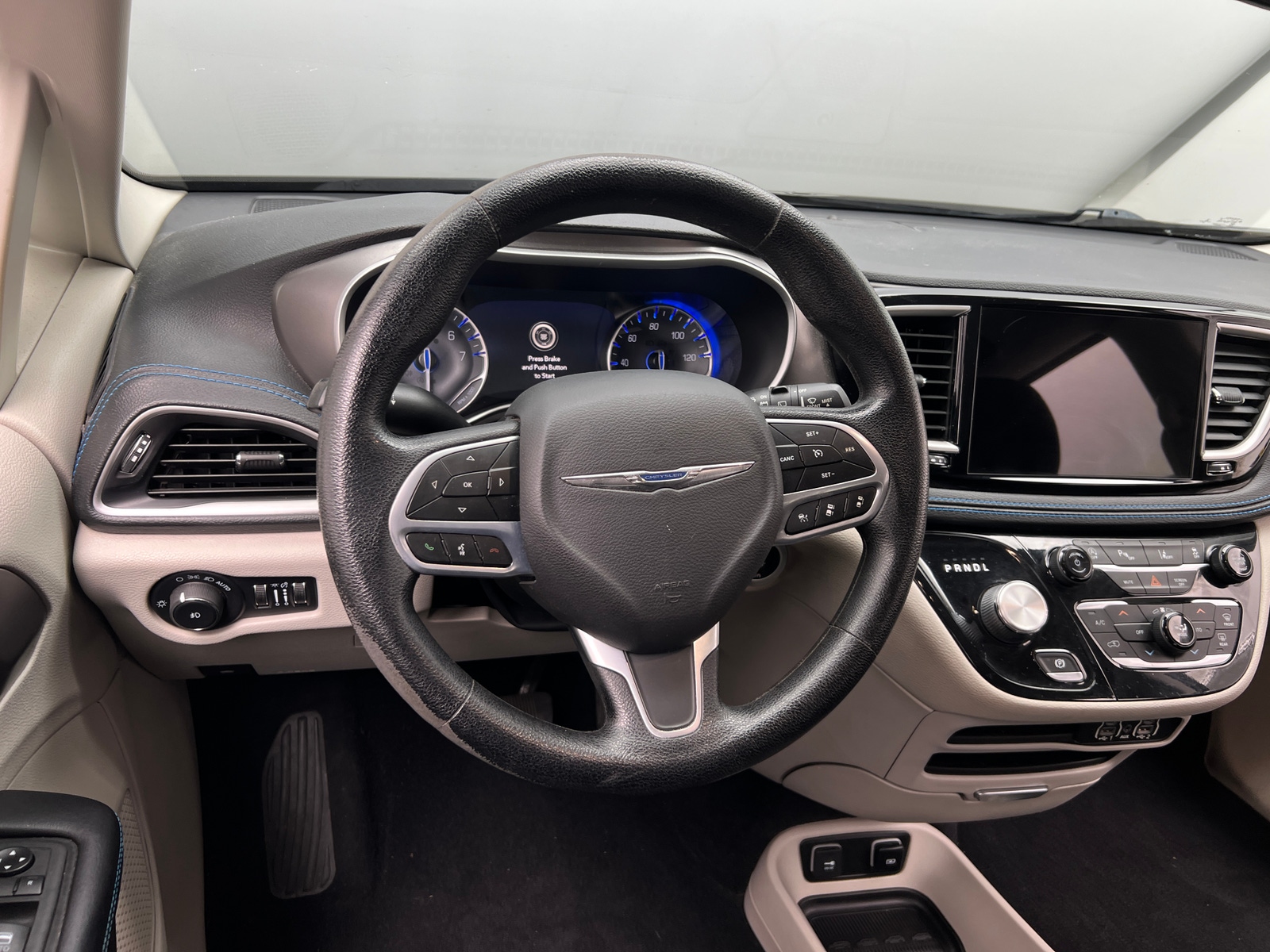 Thumbnail: 2021 Chrysler Pacifica - 5