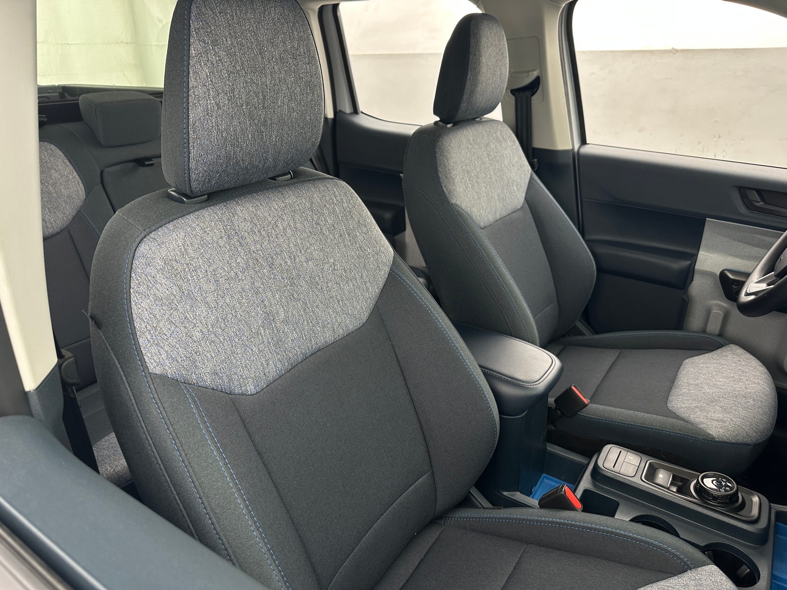 Thumbnail: 2025 Ford Maverick - 2