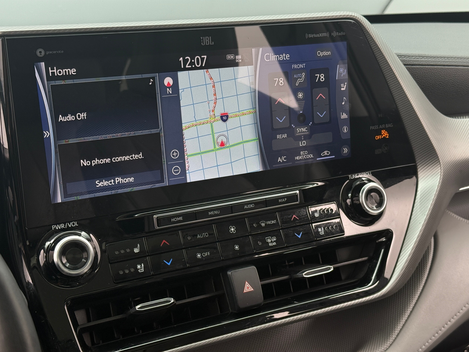 Thumbnail: 2020 Toyota Highlander - 4