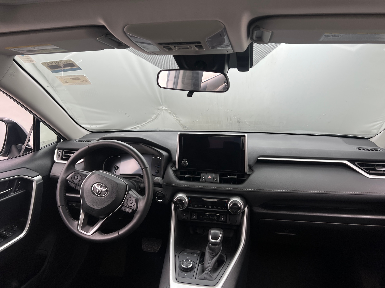 Thumbnail: 2024 Toyota RAV4 - 2