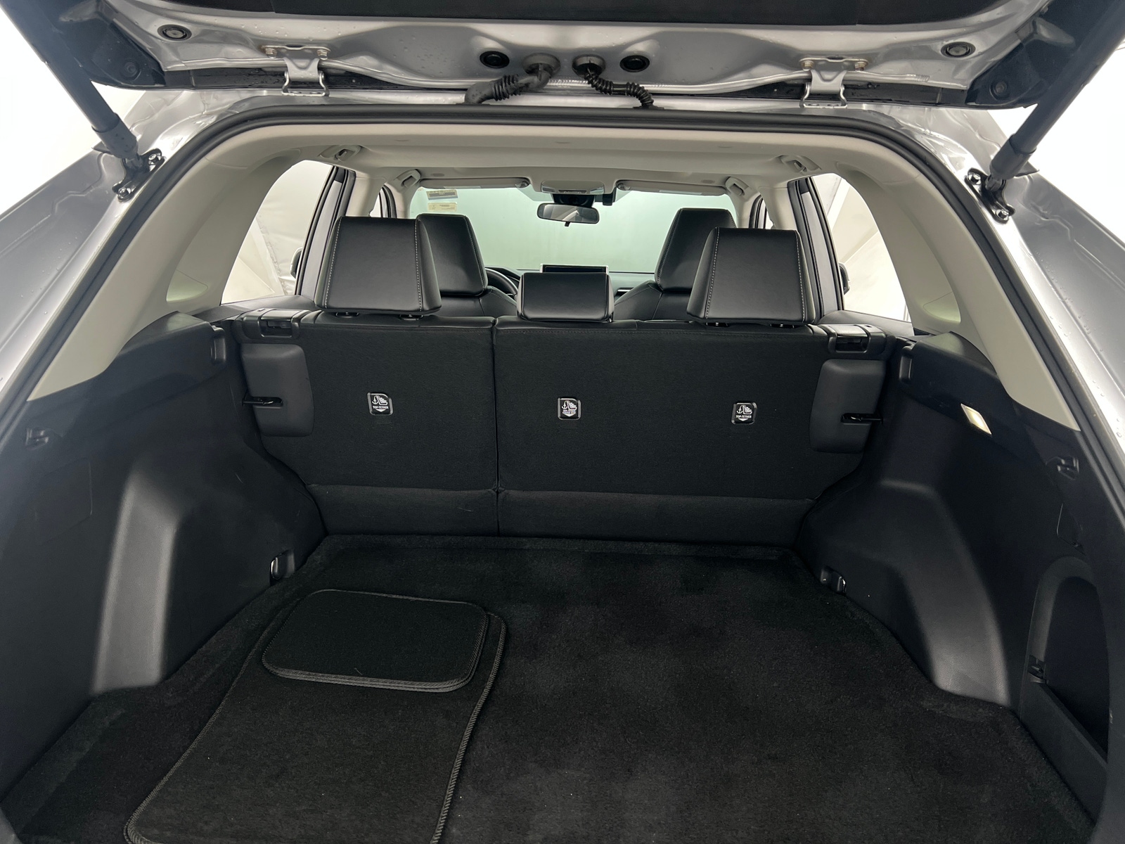 Thumbnail: 2024 Toyota RAV4 - 6