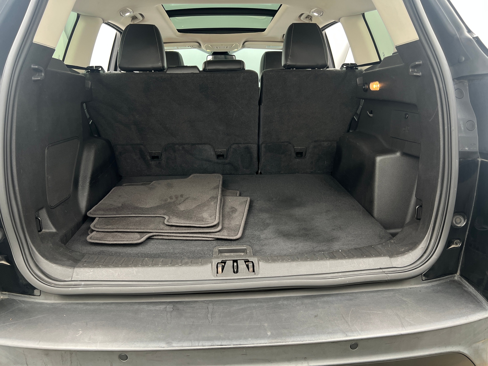 Thumbnail: 2017 Ford Escape - 6