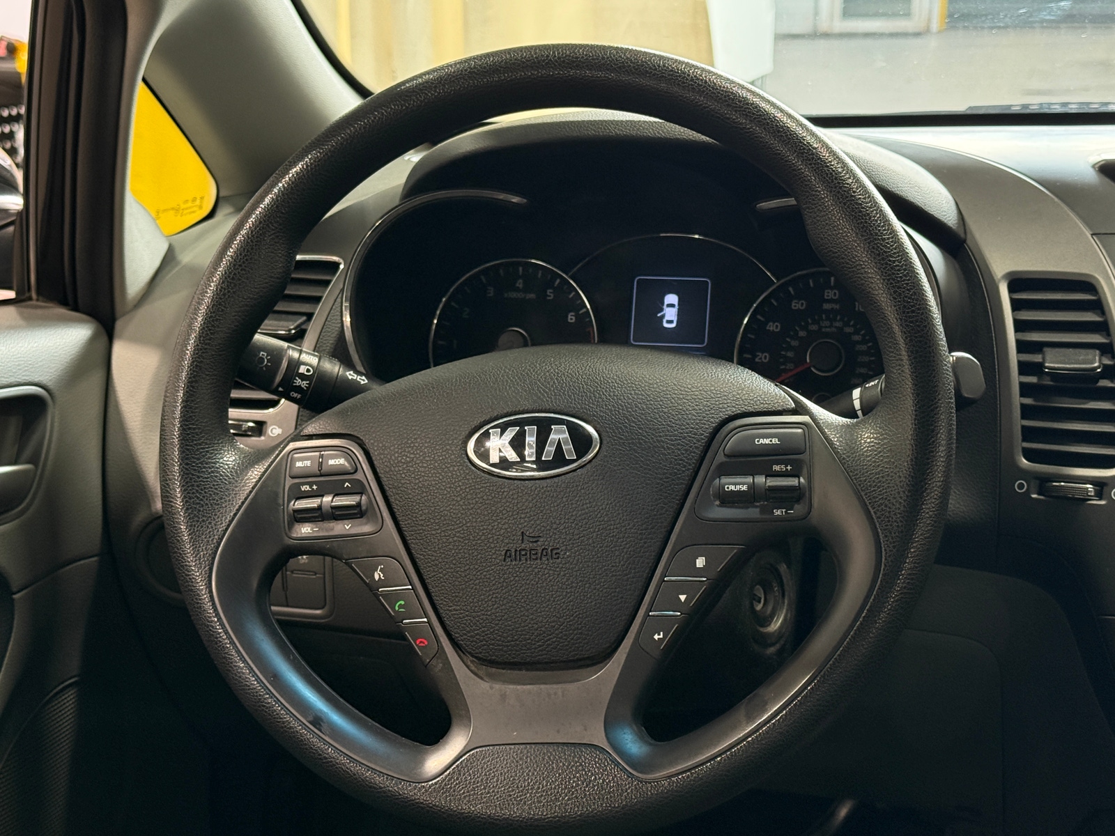 Thumbnail: 2018 Kia Forte - 5