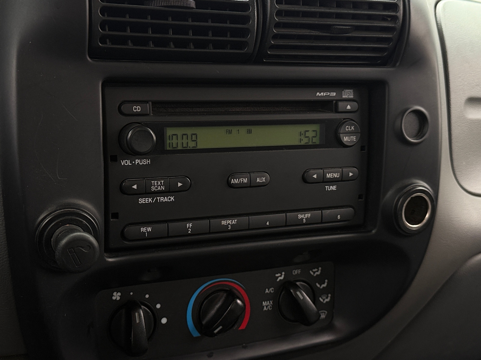 Thumbnail: 2011 Ford Ranger - 3