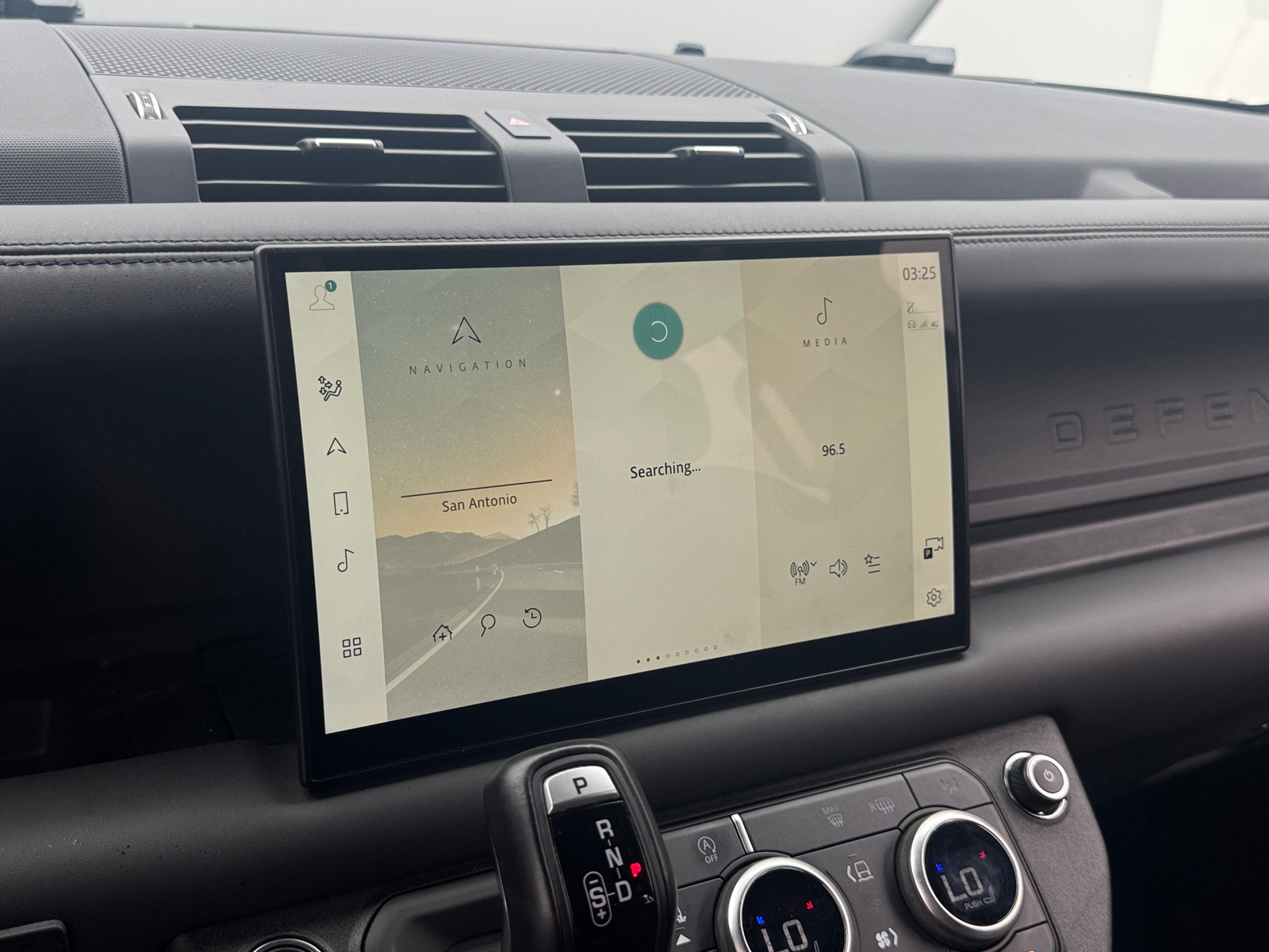 Thumbnail: 2024 Land Rover Defender - 3