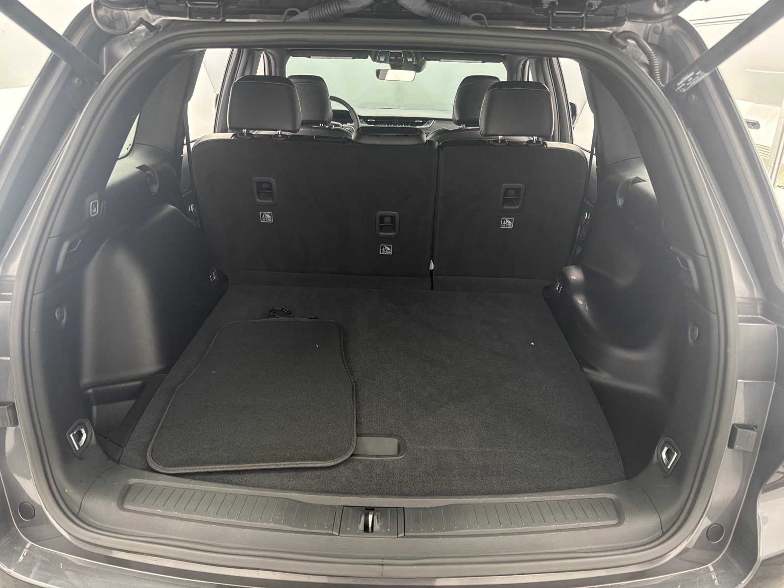 Thumbnail: 2025 Jeep Grand Cherokee - 7