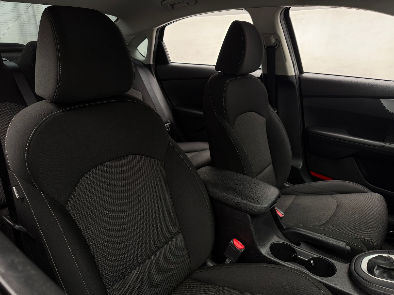 Thumbnail: 2022 Kia Forte - 2