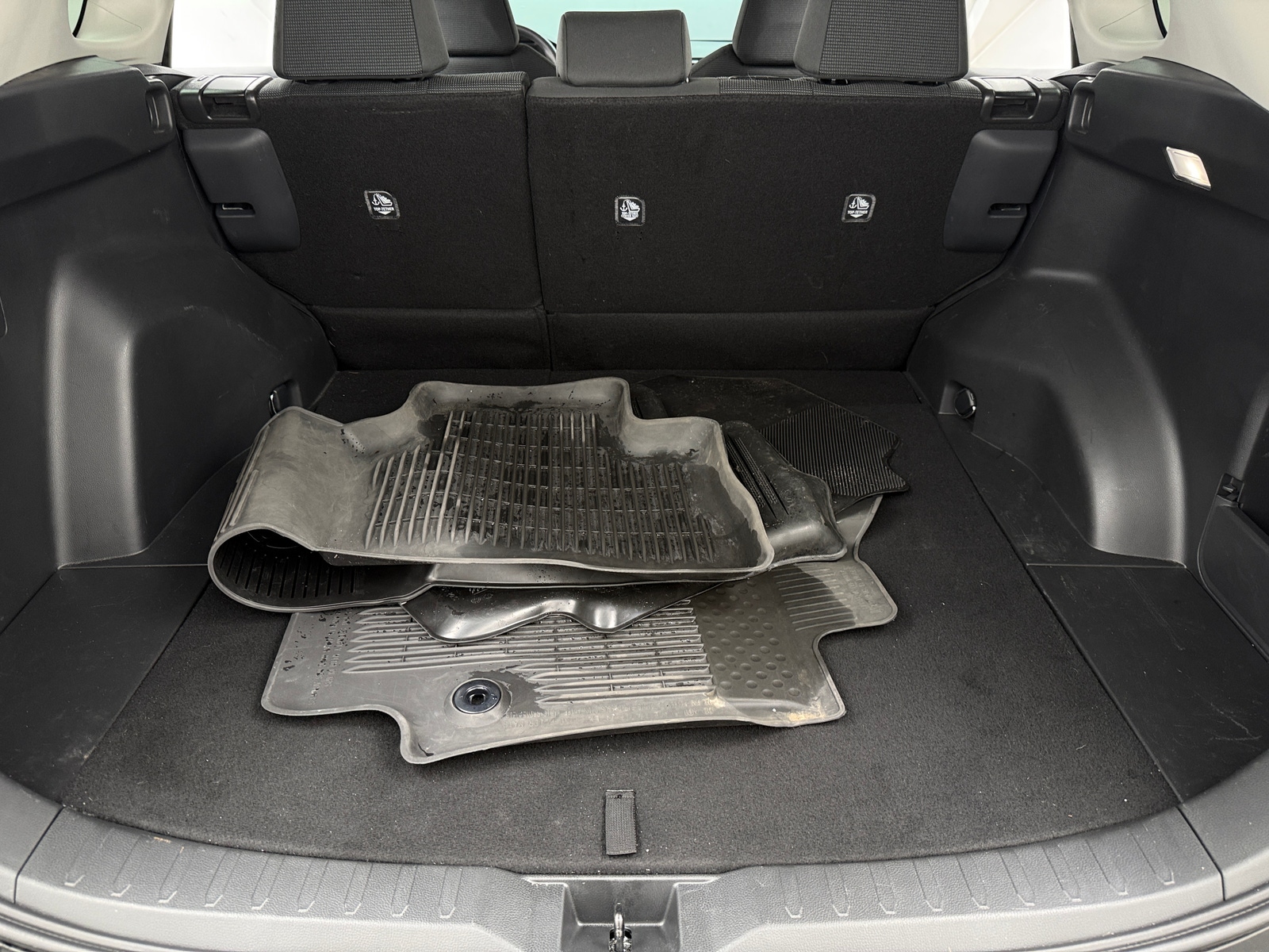 Thumbnail: 2025 Toyota RAV4 - 7